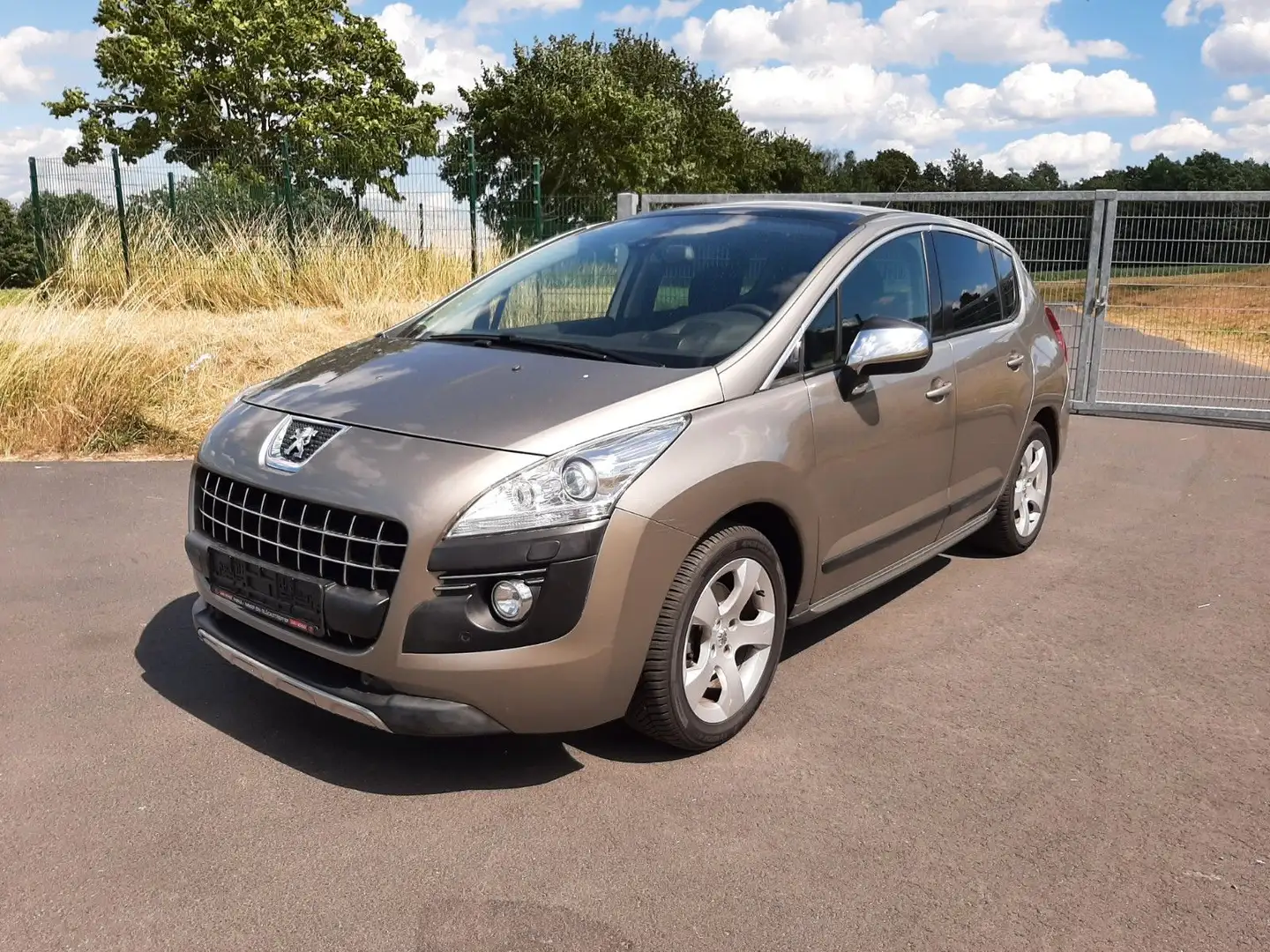 Peugeot 3008 Allure,Bi-Xenon,Head-up,Abstandsradar - 1