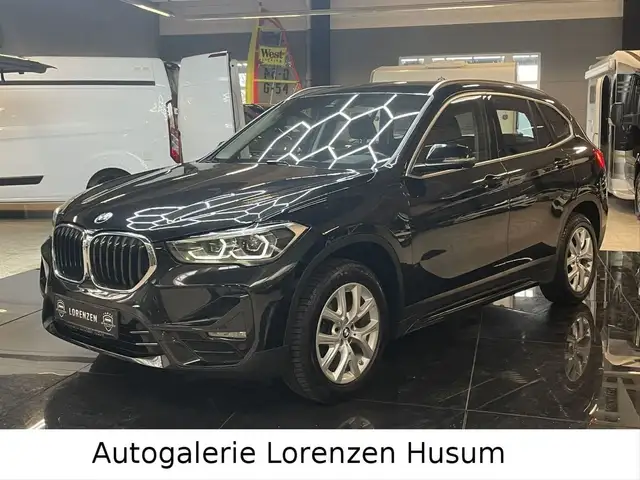 Bmw X1 sDrive 18 d Sport Line / AHK / LED / NAVI