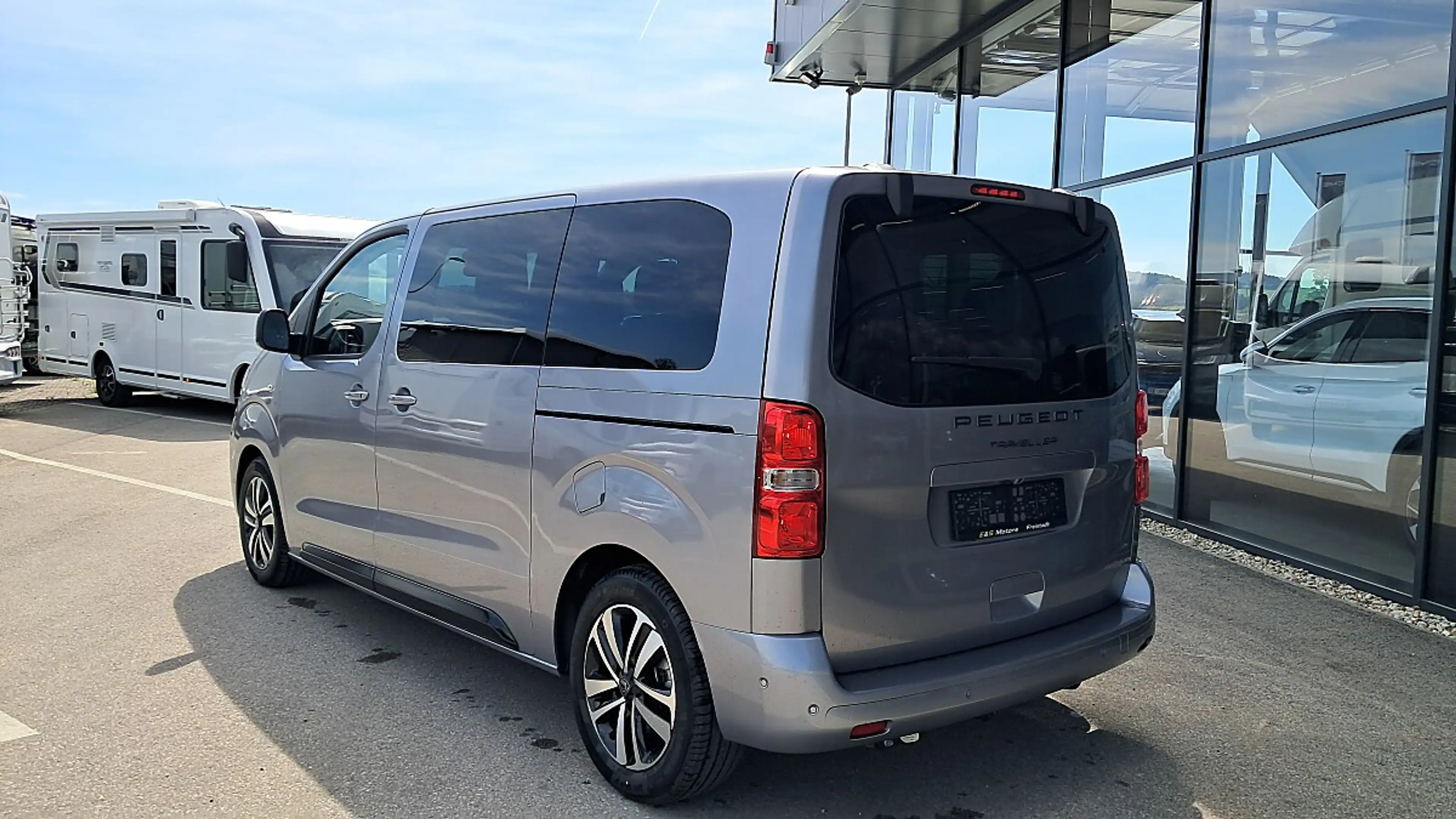 Peugeot Traveller Premium BlueHDi 180 Standard EAT8 — photo 3
