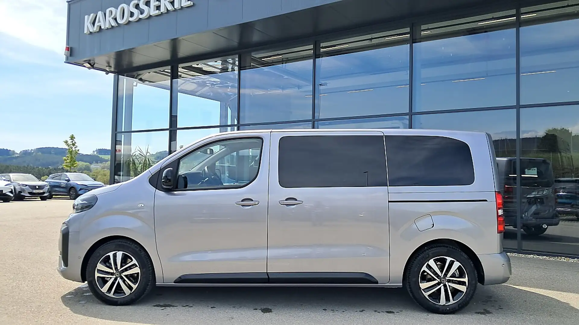 Peugeot Traveller Premium BlueHDi 180 Standard EAT8 Silber - 2