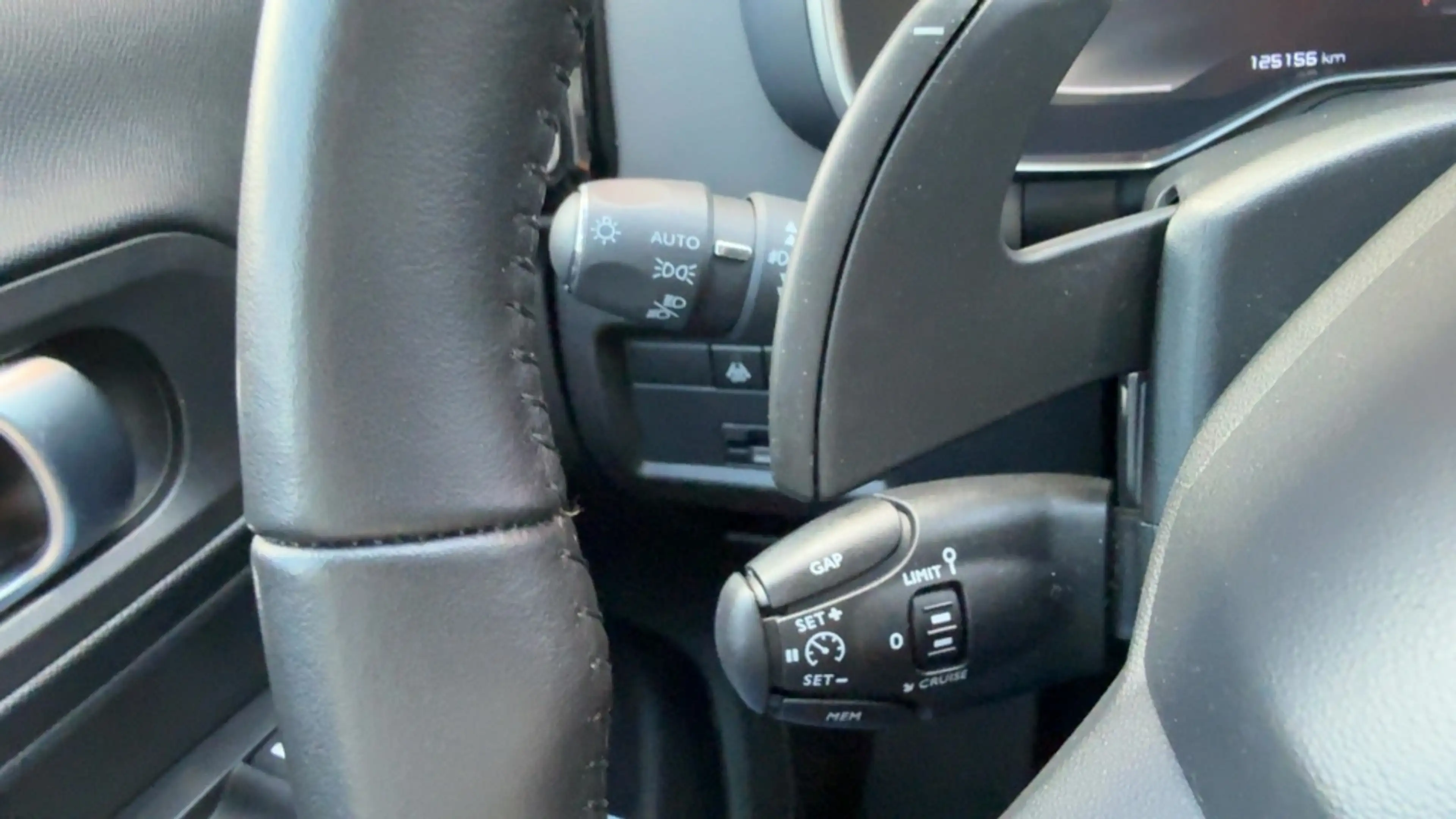 Citroen C5 Aircross 1.2 PT Business Plus 130PK Automaat Leder Trekhaak — photo 18