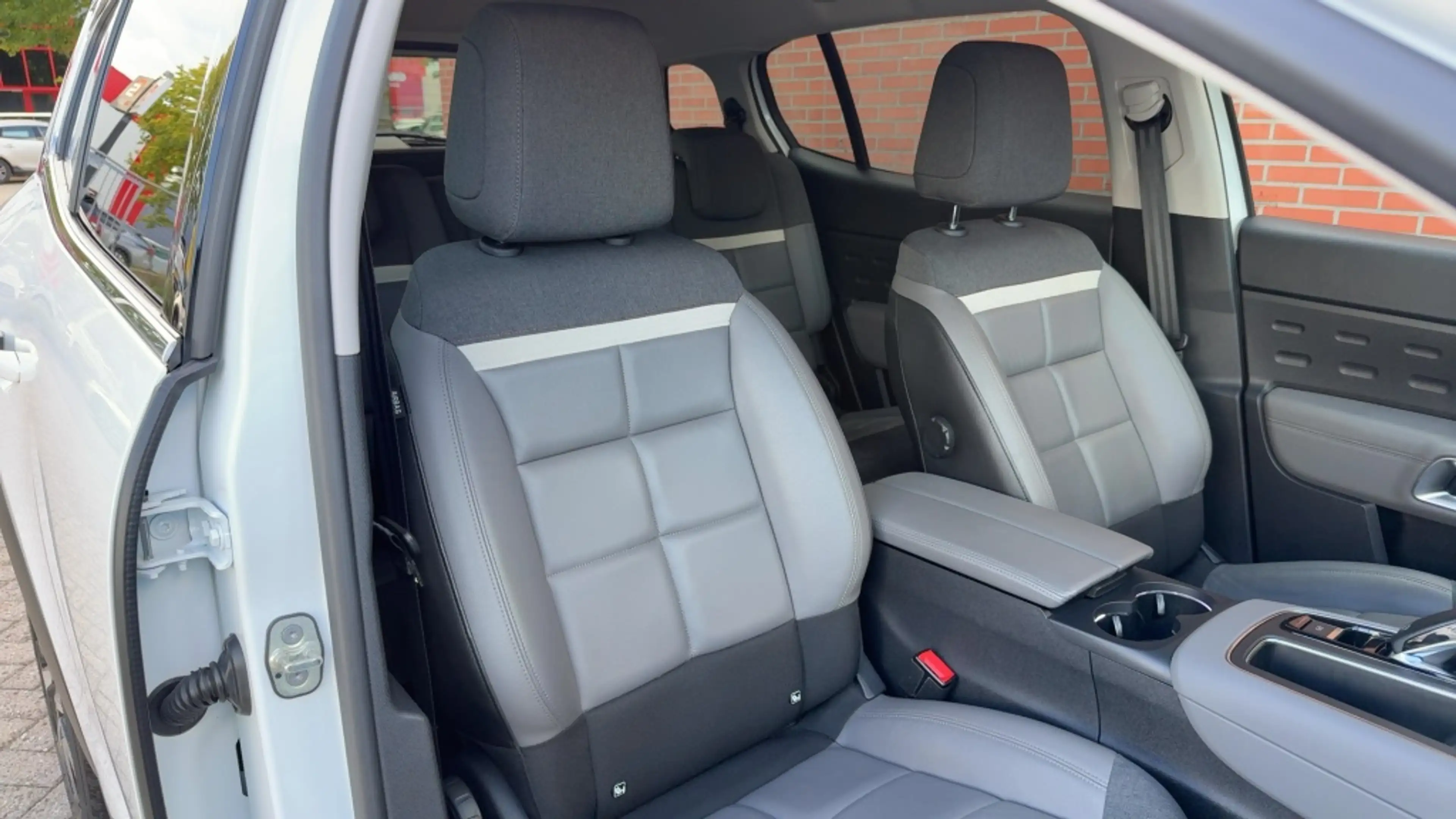 Citroen C5 Aircross 1.2 PT Business Plus 130PK Automaat Leder Trekhaak — photo 15