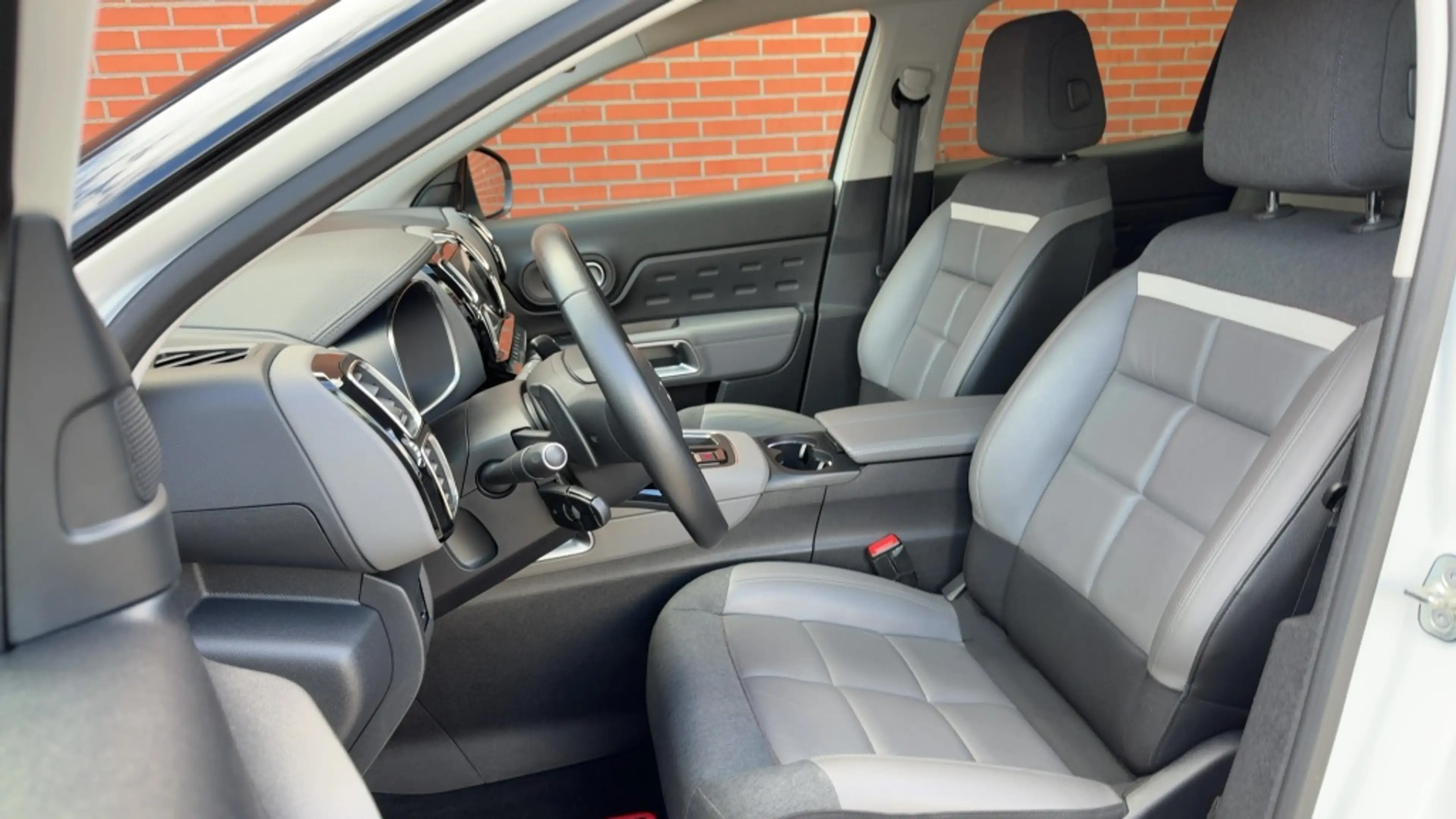 Citroen C5 Aircross 1.2 PT Business Plus 130PK Automaat Leder Trekhaak — photo 3