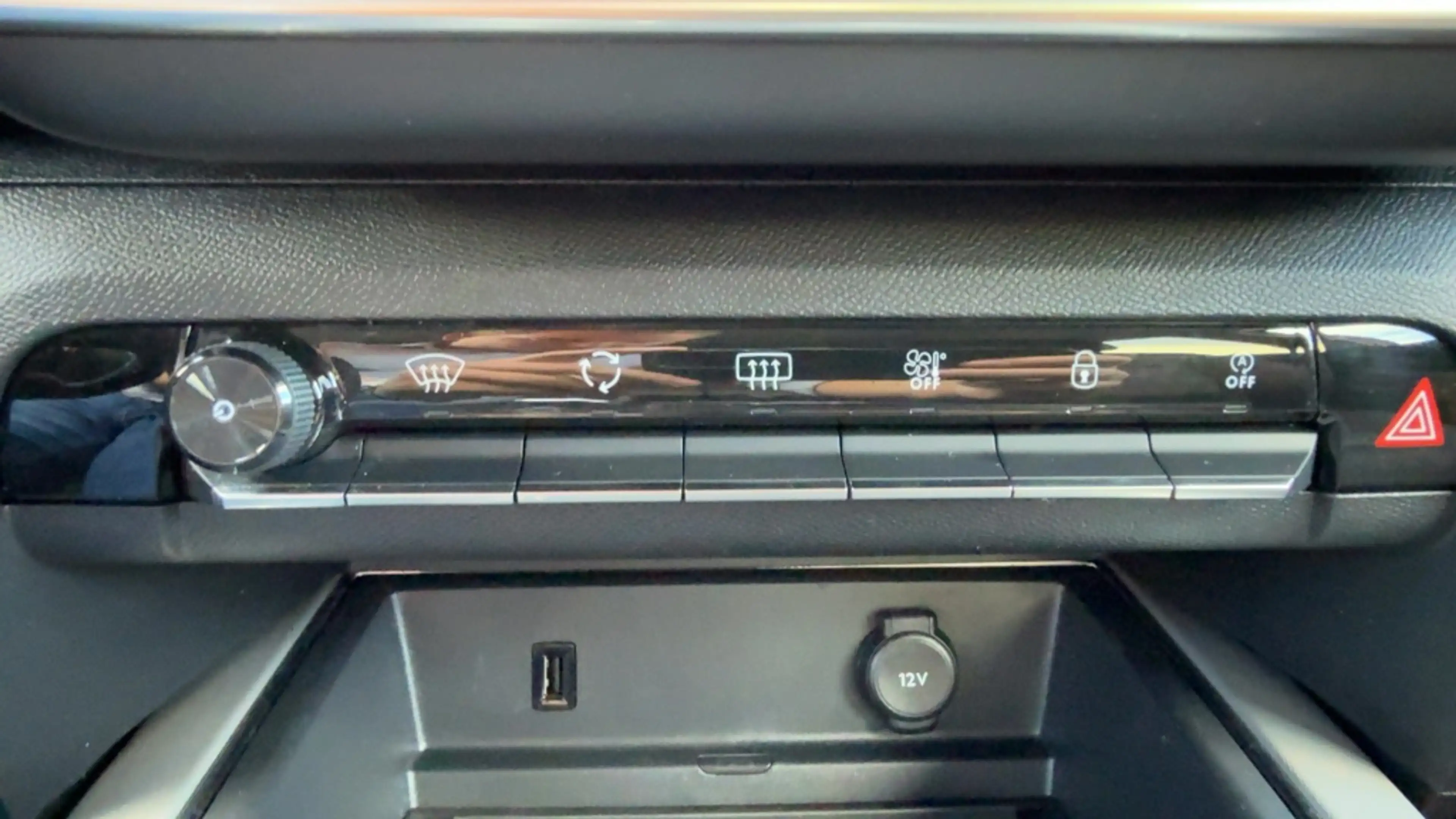 Citroen C5 Aircross 1.2 PT Business Plus 130PK Automaat Leder Trekhaak — photo 25