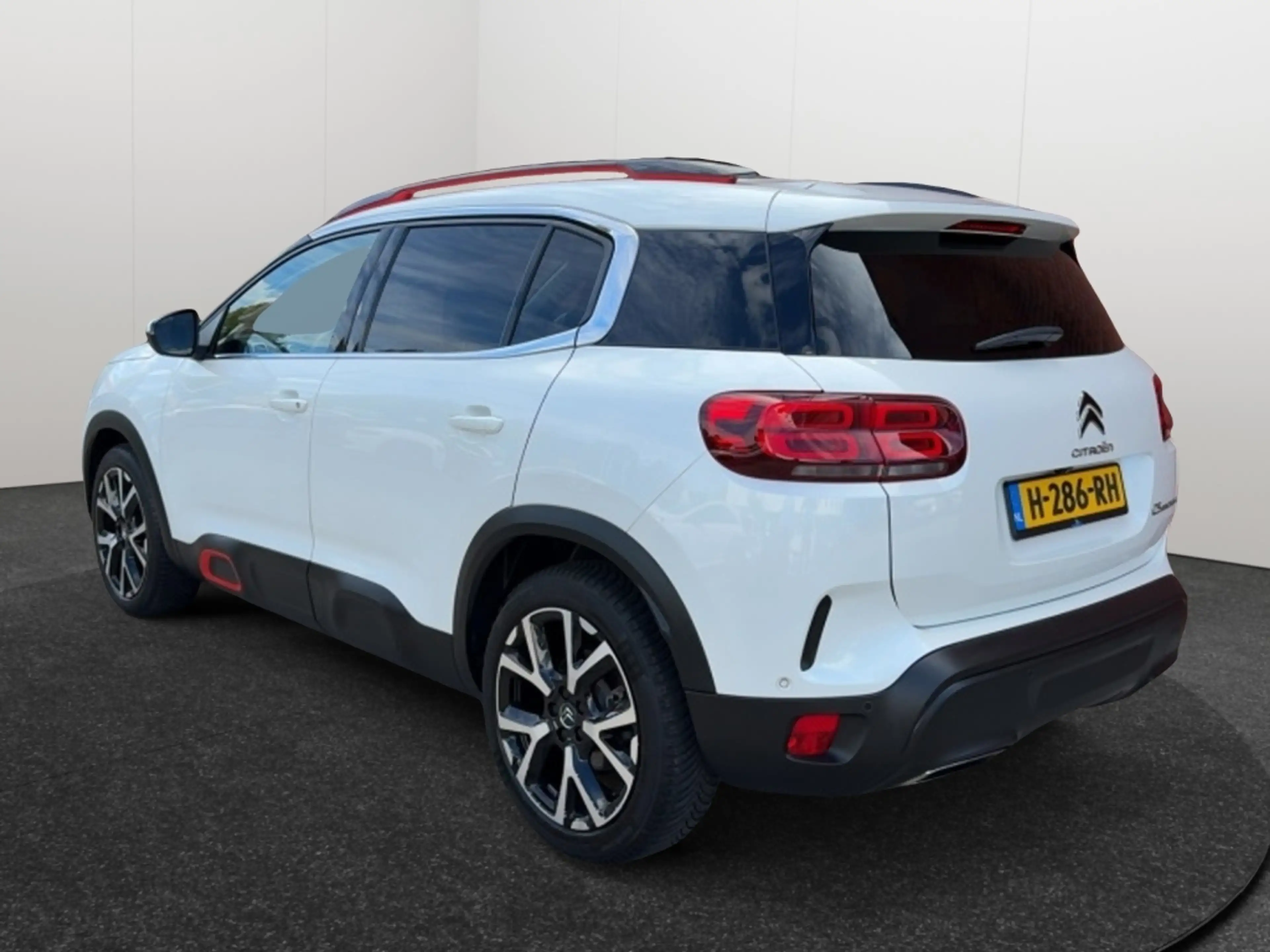Citroen C5 Aircross 1.2 PT Business Plus 130PK Automaat Leder Trekhaak — photo 2