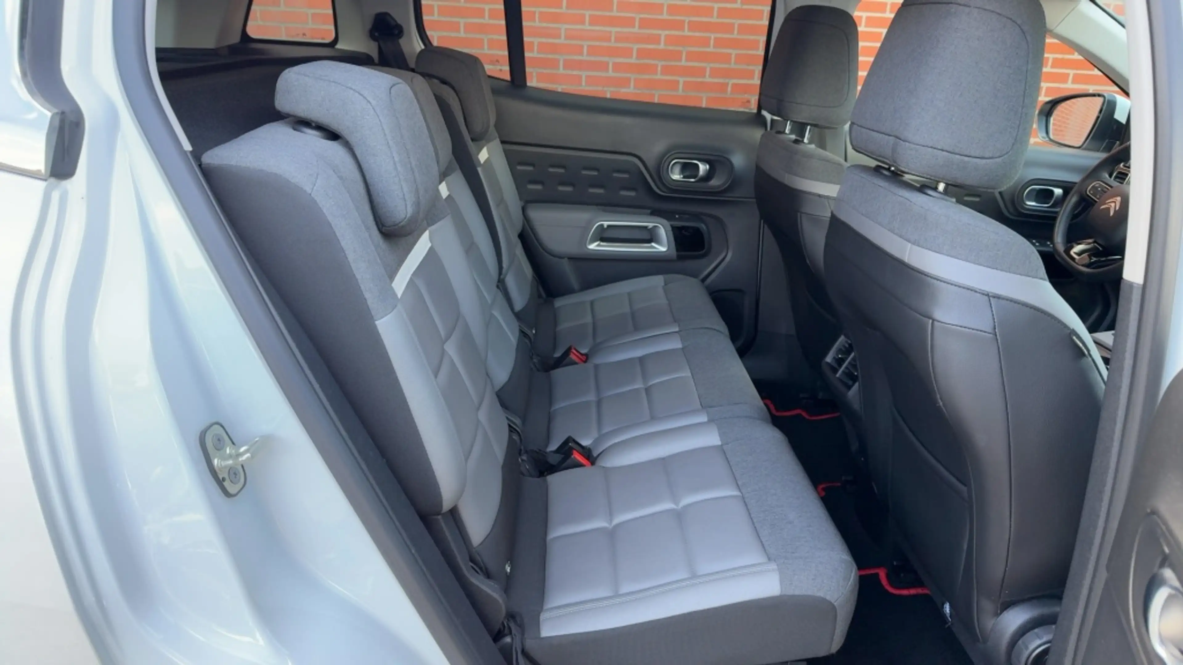 Citroen C5 Aircross 1.2 PT Business Plus 130PK Automaat Leder Trekhaak — photo 14