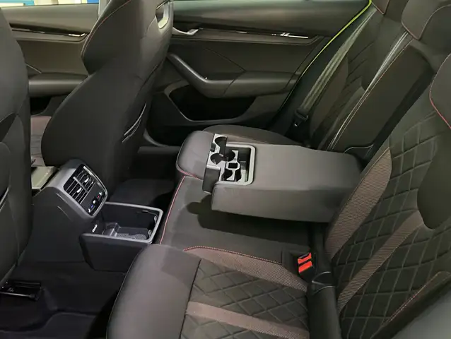 Skoda Octavia view 15
