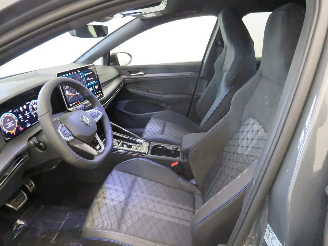 Volkswagen Golf Sport mHEV TSI DSG 5