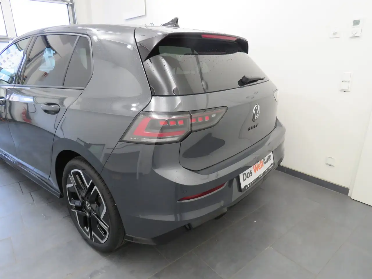 Volkswagen Golf Sport mHEV TSI DSG 3