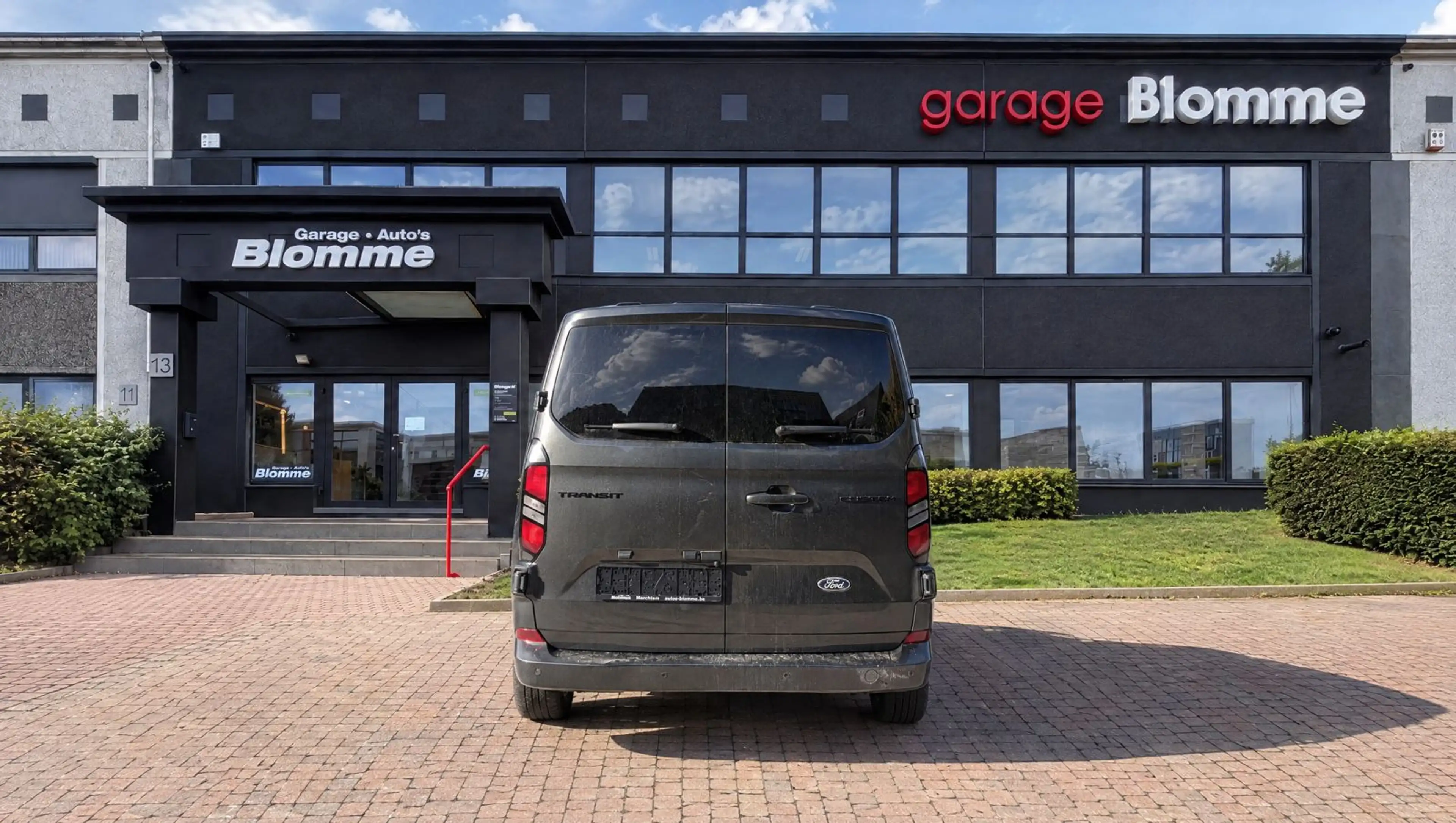 Ford Transit Custom 320 2.0 TDCI L2H1 Limited DC NIEUW ! 5-zit! 170 PK — photo 5