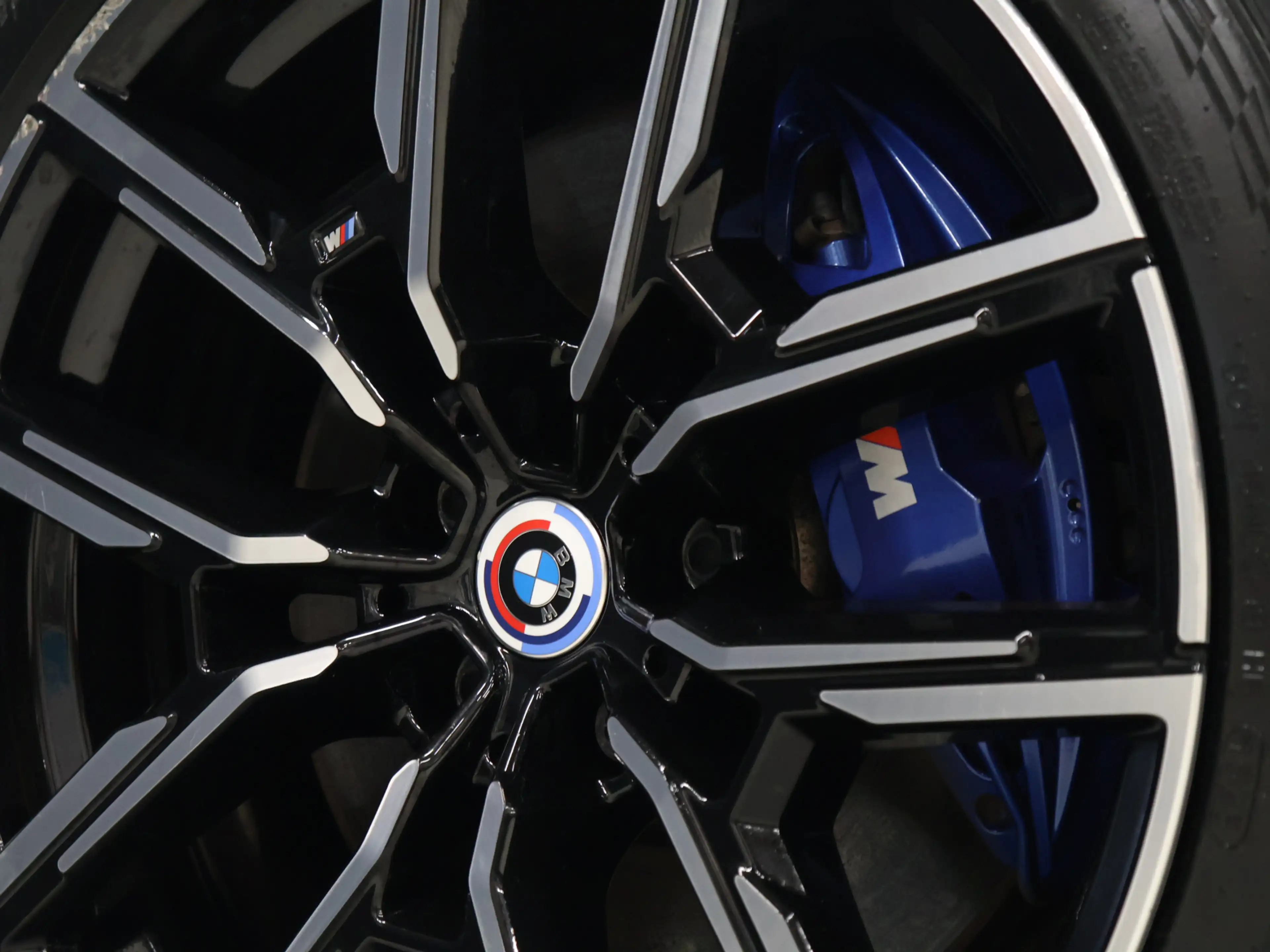 BMW i4 M50 High Executive 84 kWh [TREKHAAK, APPLE CARPLAY — photo 19