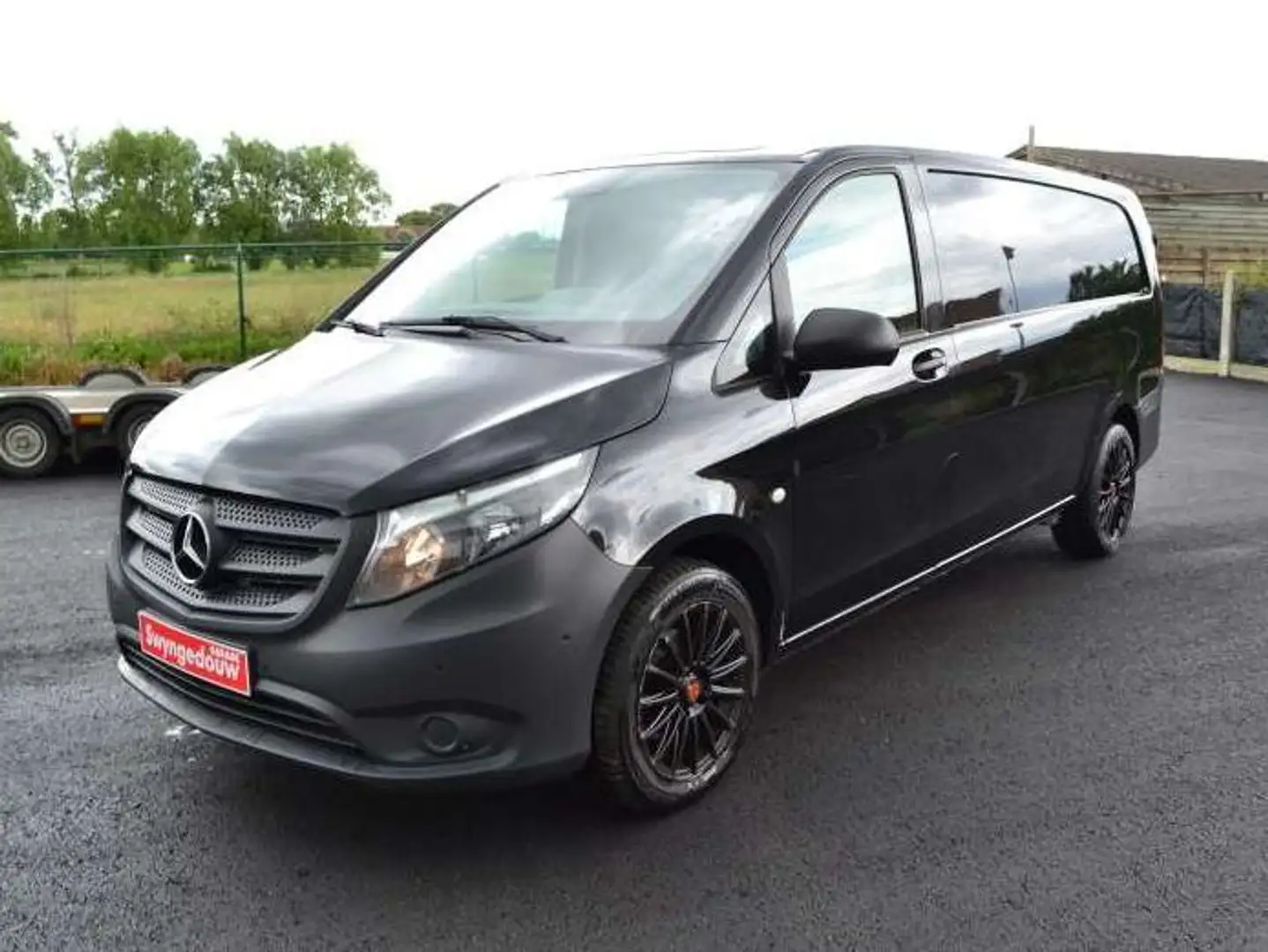 Mercedes-Benz Vito 114 cdi L versie,3pl,airco,pdc,trekhaak,garantie Noir - 1