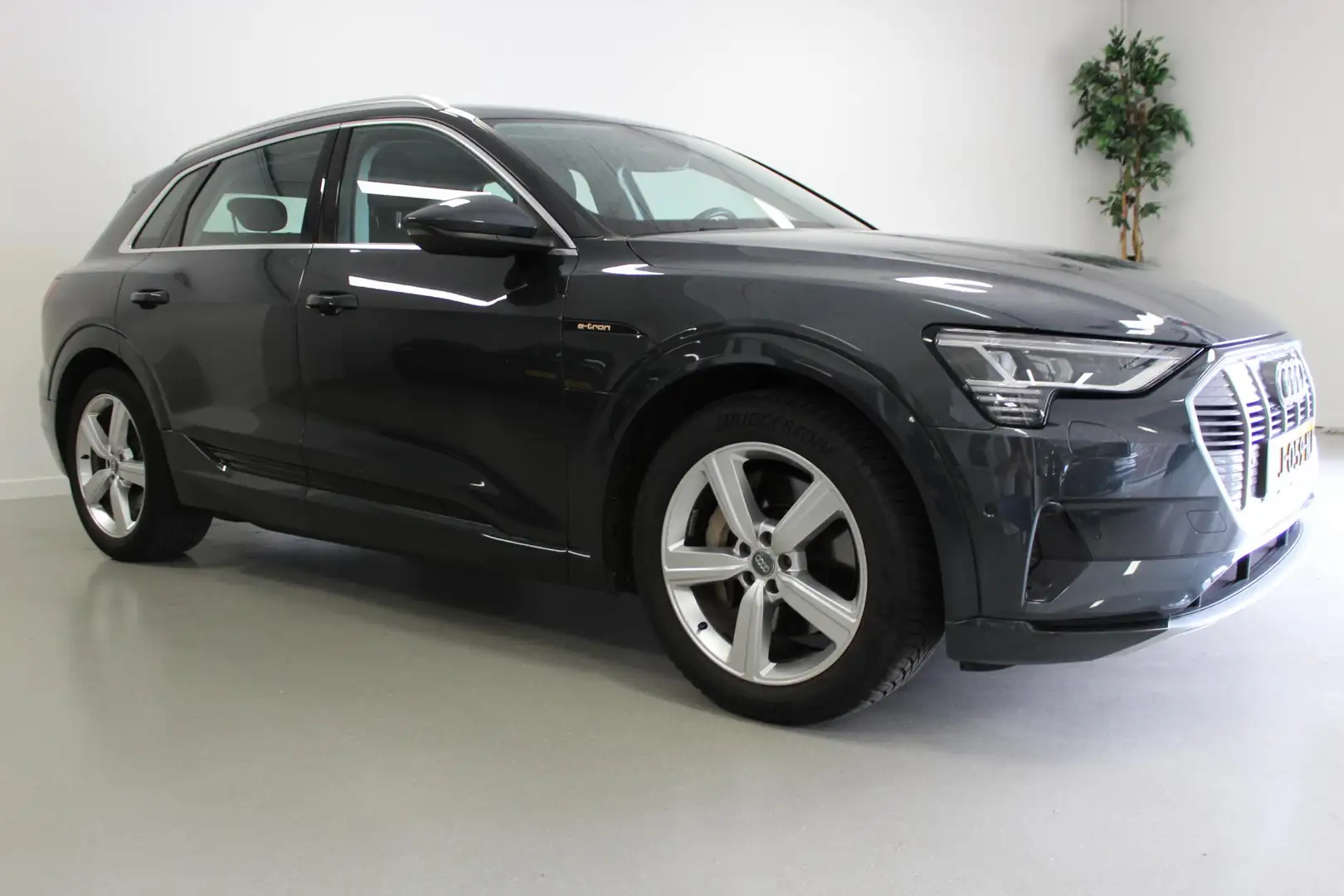 Audi e-tron e-tron 50 quattro Launch edition 71 kWh | NL-AUTO! Grigio - 2