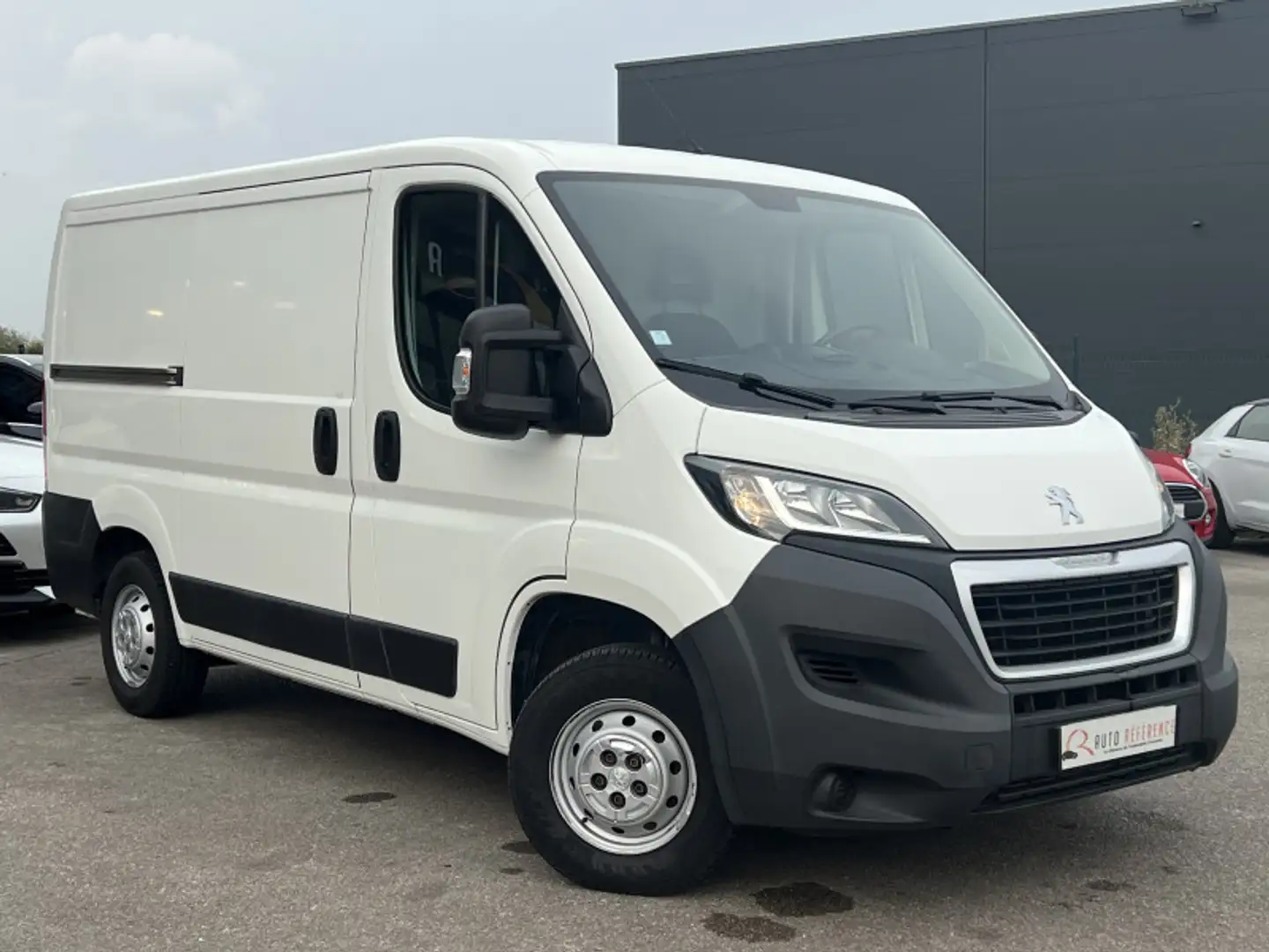 Peugeot Boxer 330 L1H1 2.0 BLUEHDI 110 PREMIUM Blanc - 2