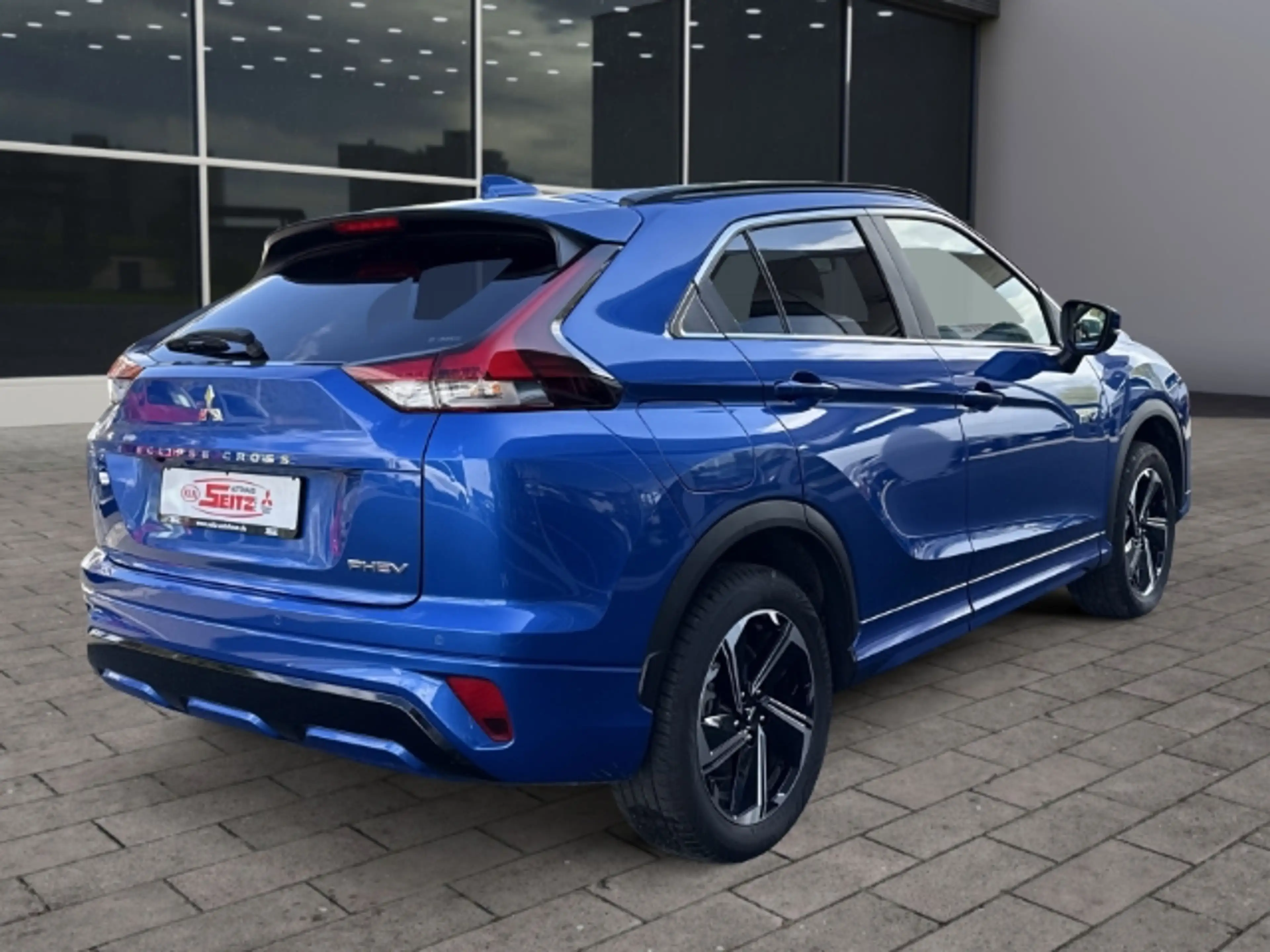 Mitsubishi Eclipse Cross Plus Select Black Hybrid 4WD StandHZG Soundsystem — photo 5