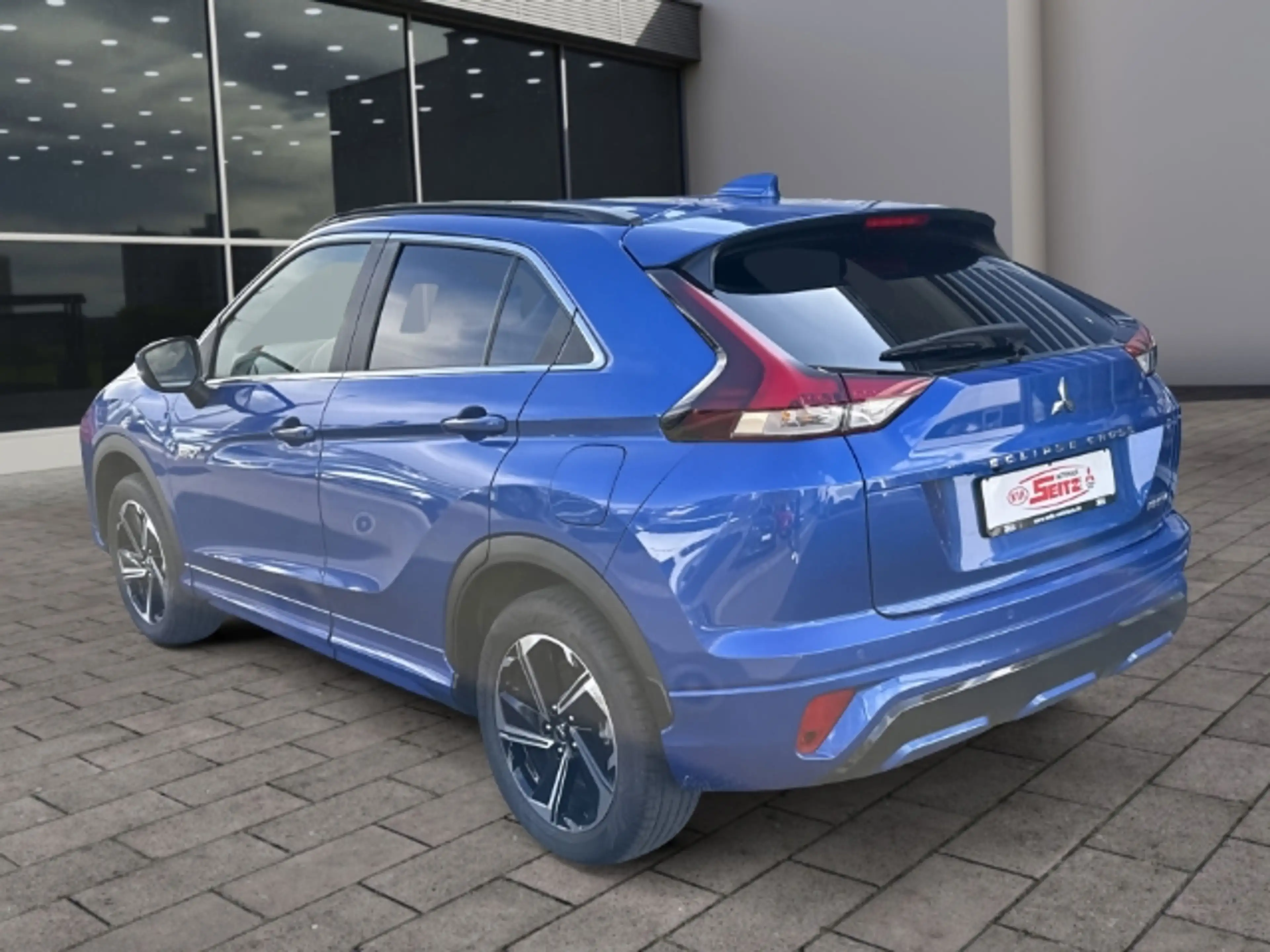 Mitsubishi Eclipse Cross Plus Select Black Hybrid 4WD StandHZG Soundsystem — photo 4
