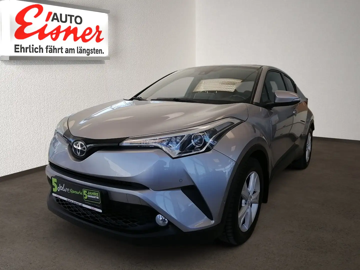 Toyota C-HR 1,2T AWD BIG DEAL Grau - 2