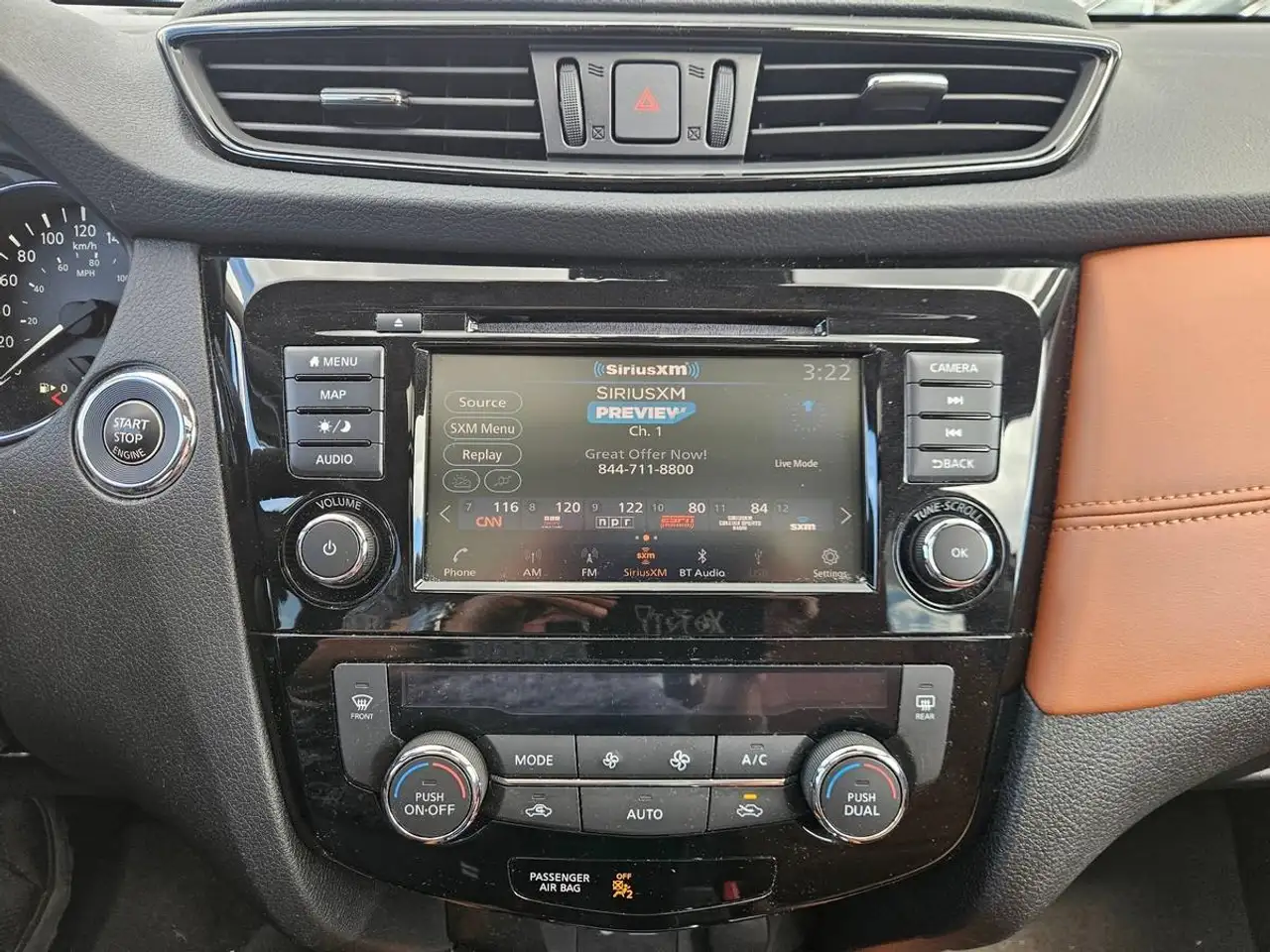 Nissan Rogue fotografie Nissan Rogue