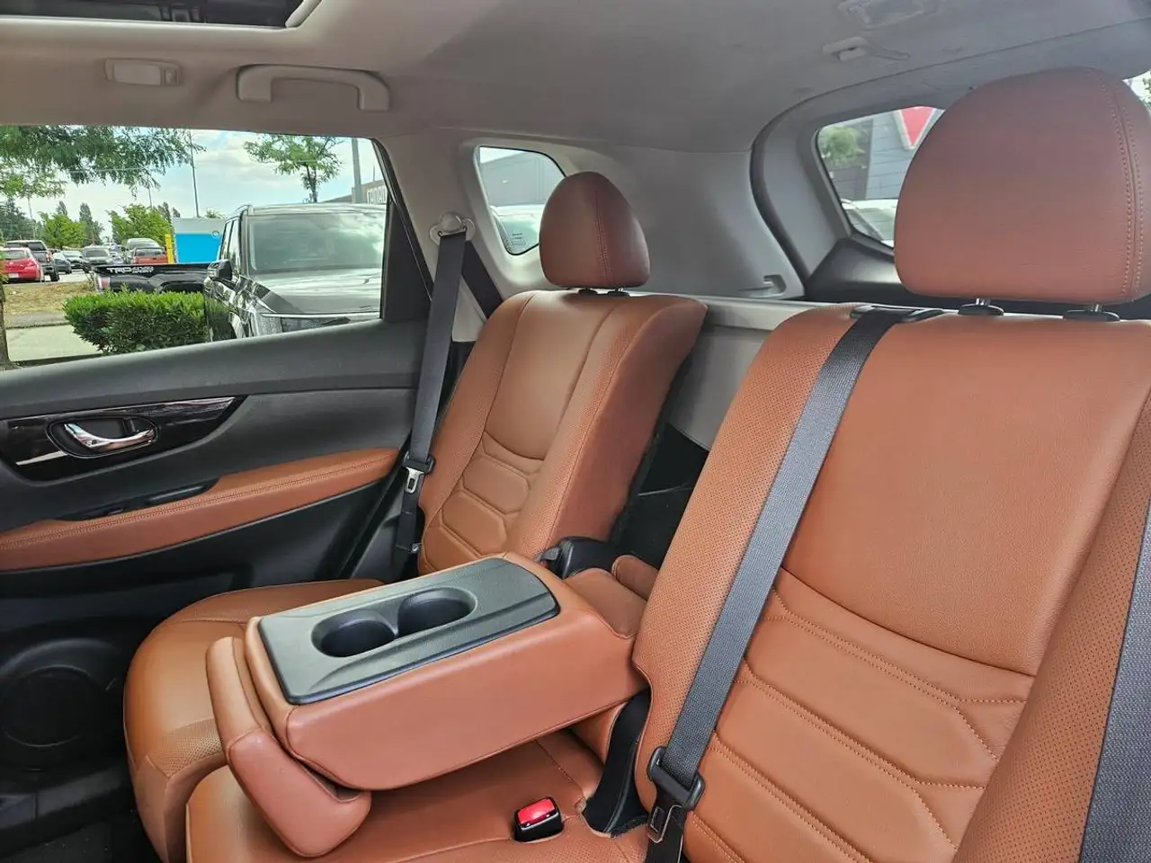 Nissan Rogue fotografie Nissan Rogue