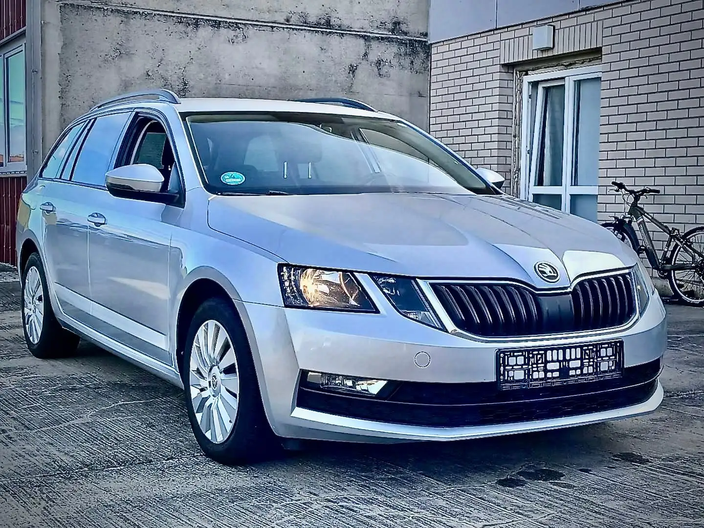 Skoda Octavia Ambition 19 % MwSt ausweisbar Grau - 2