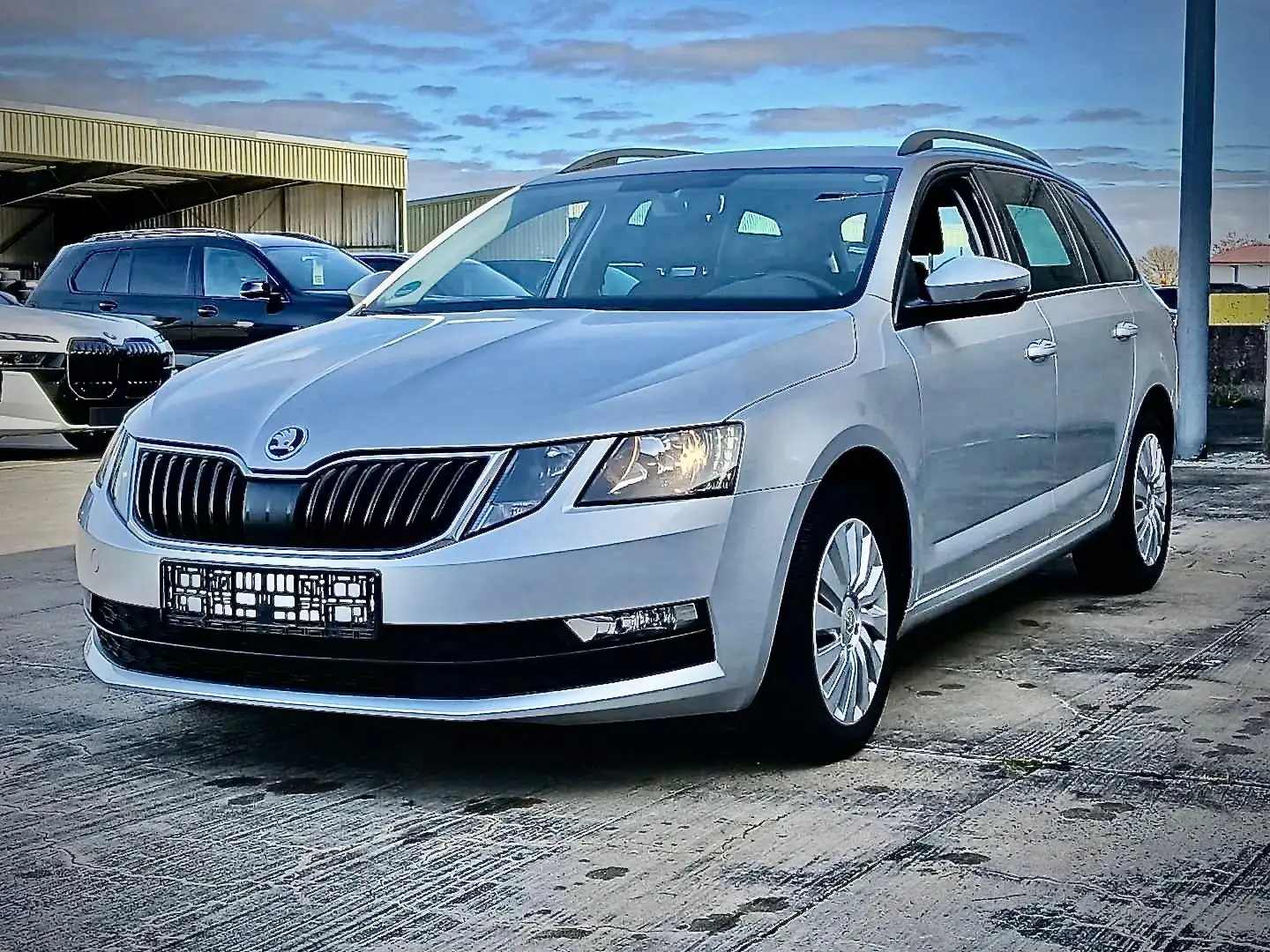 Skoda Octavia Ambition 19 % MwSt ausweisbar Grau - 1