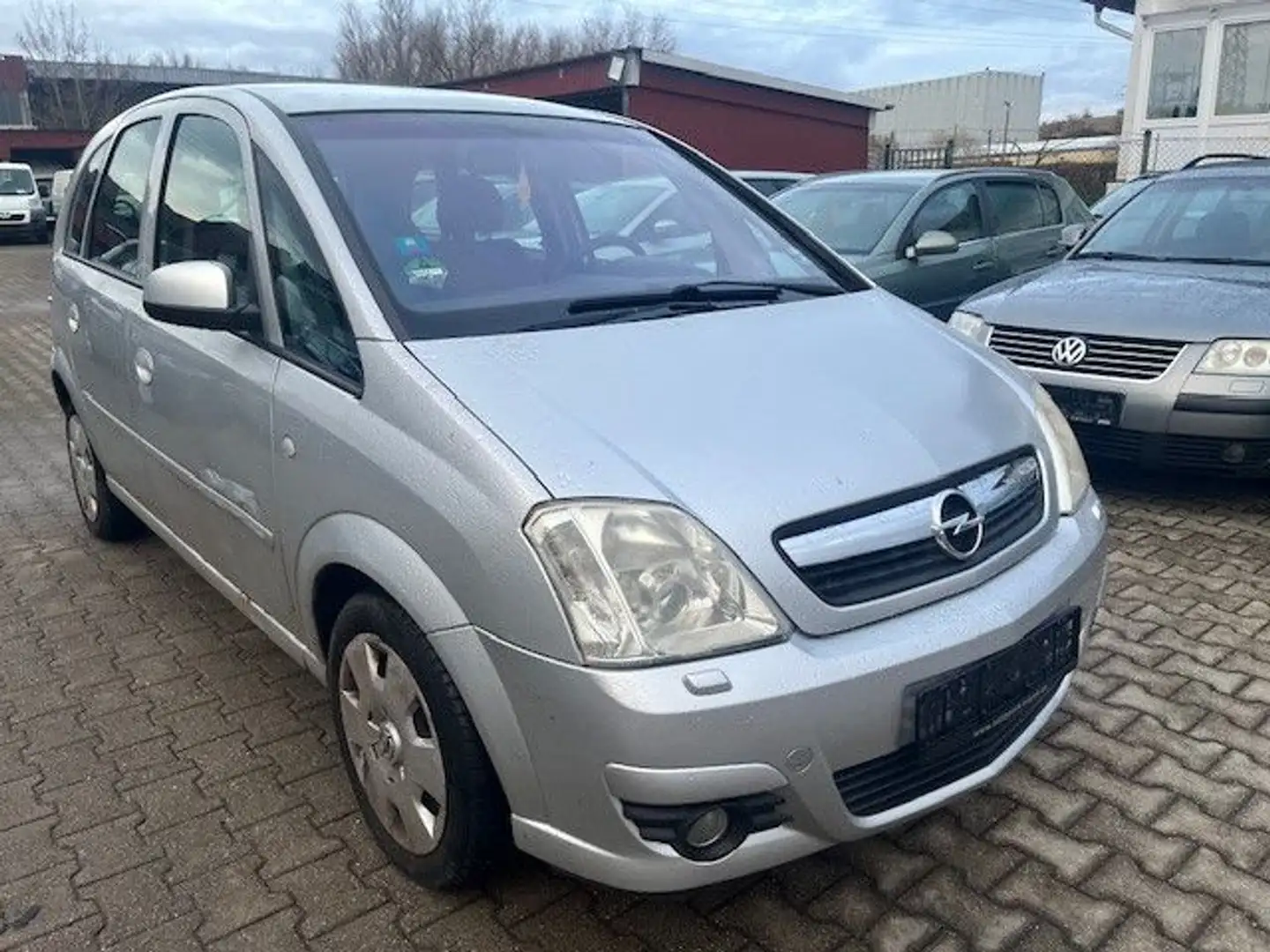 Opel Meriva 1.6 Edition * KLIMA *XENON * EURO-4 Srebrny - 2