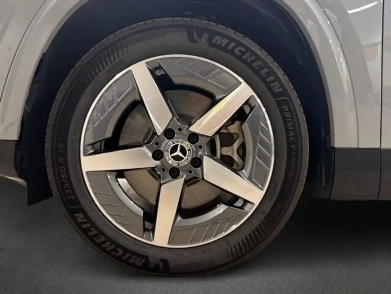 Mercedes-Benz GLB 2026