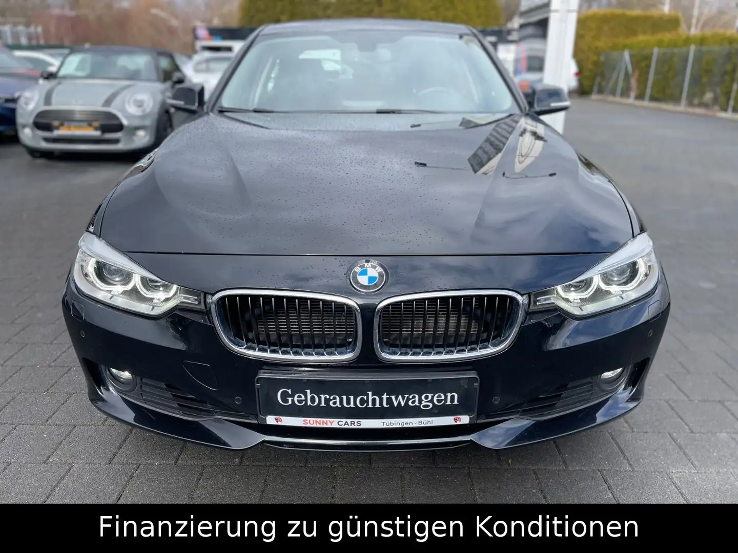 BMW 320 i Lim. F30 *NAVI*MFL*SHZ*PDC*8x BEREIFT* Schwarz - 2