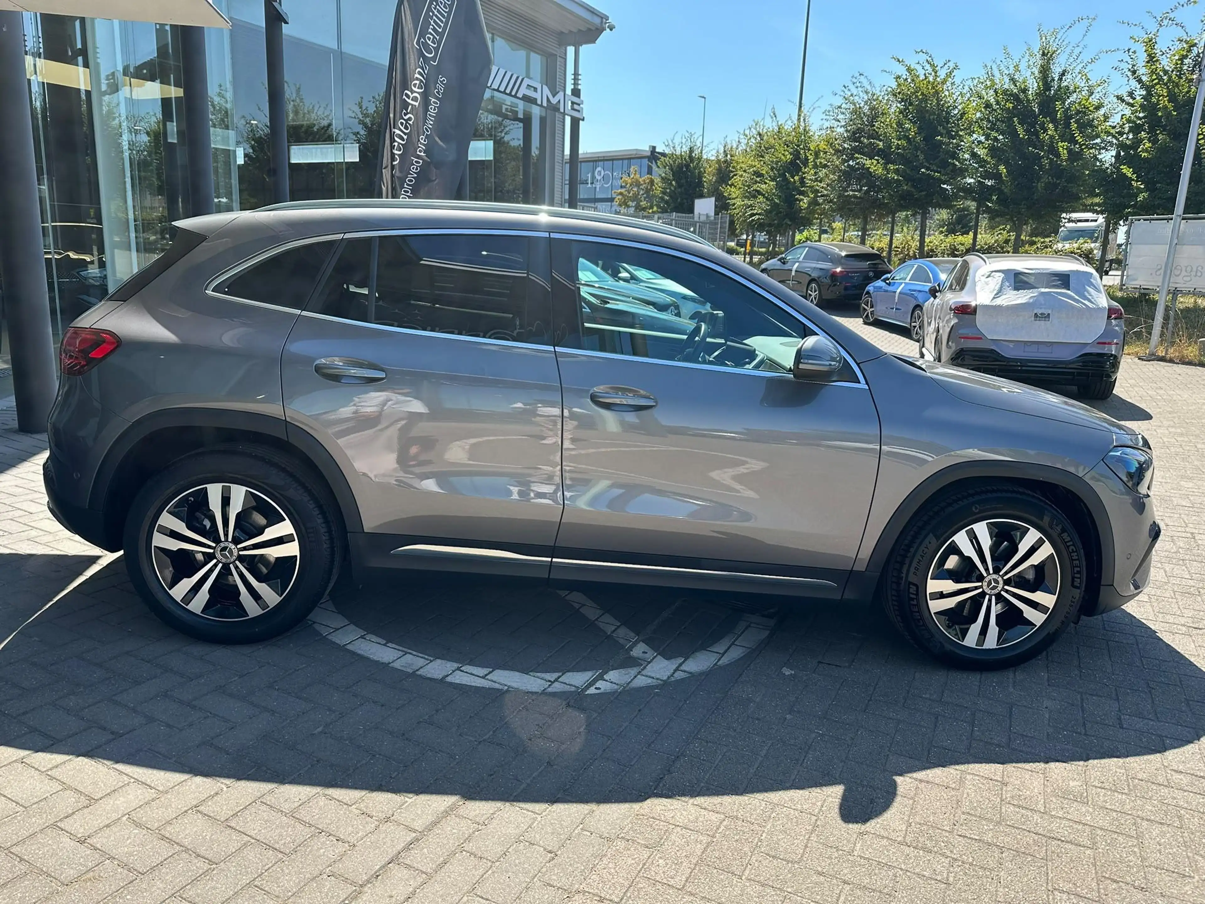 Mercedes-Benz GLA 180 GLA Business Line — photo 6