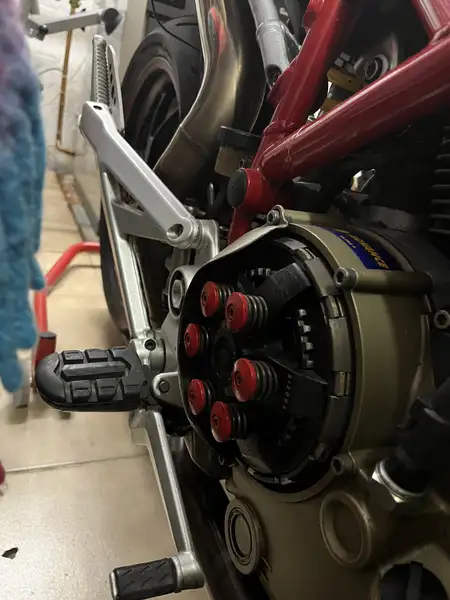 Ducati Hypermotard 1100 - foto 8