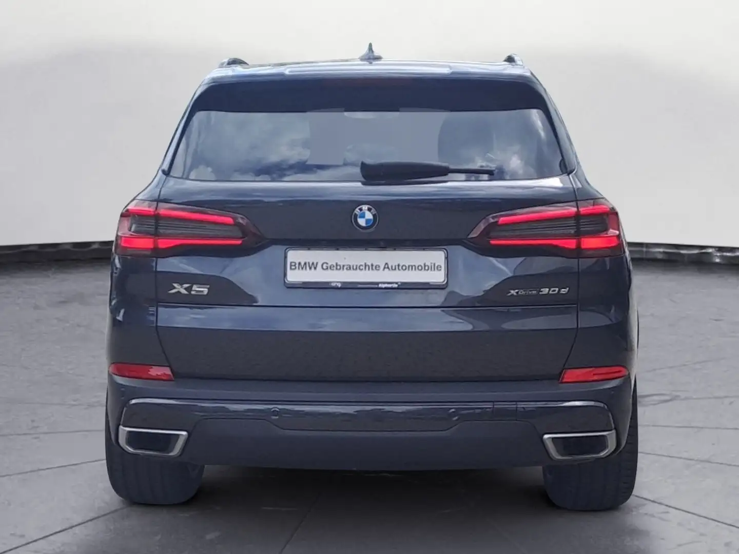 BMW X5 xDrive30dA Standheizung Sport Aut. Memorysitz Grijs - 1