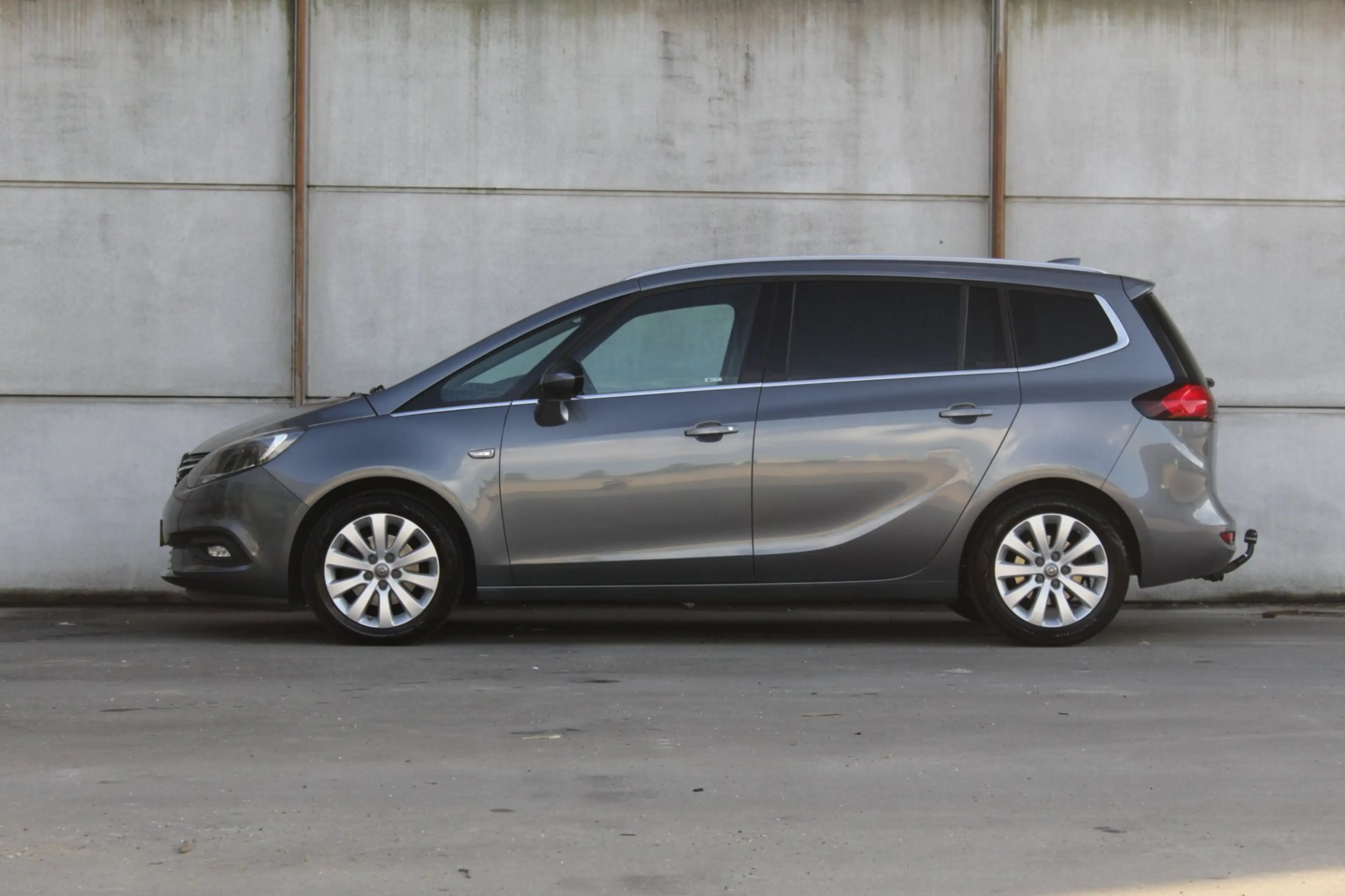 Opel Zafira Tourer 1.4 Edition 7p. - 2017 model - trekhaak - navigati — photo 3