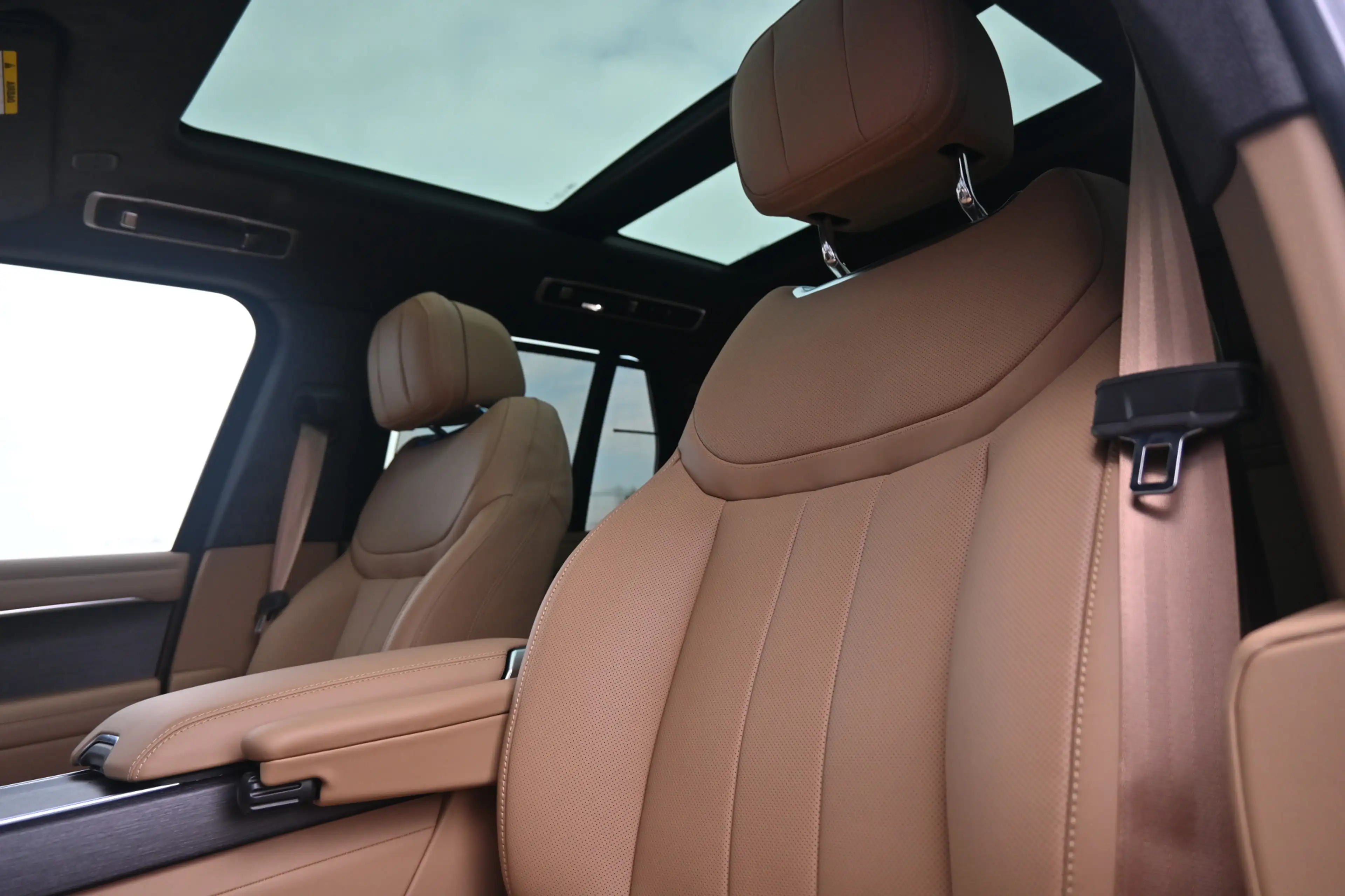 Land Rover Range Rover 3.0 P460e Westminster Edition PHEV — photo 38