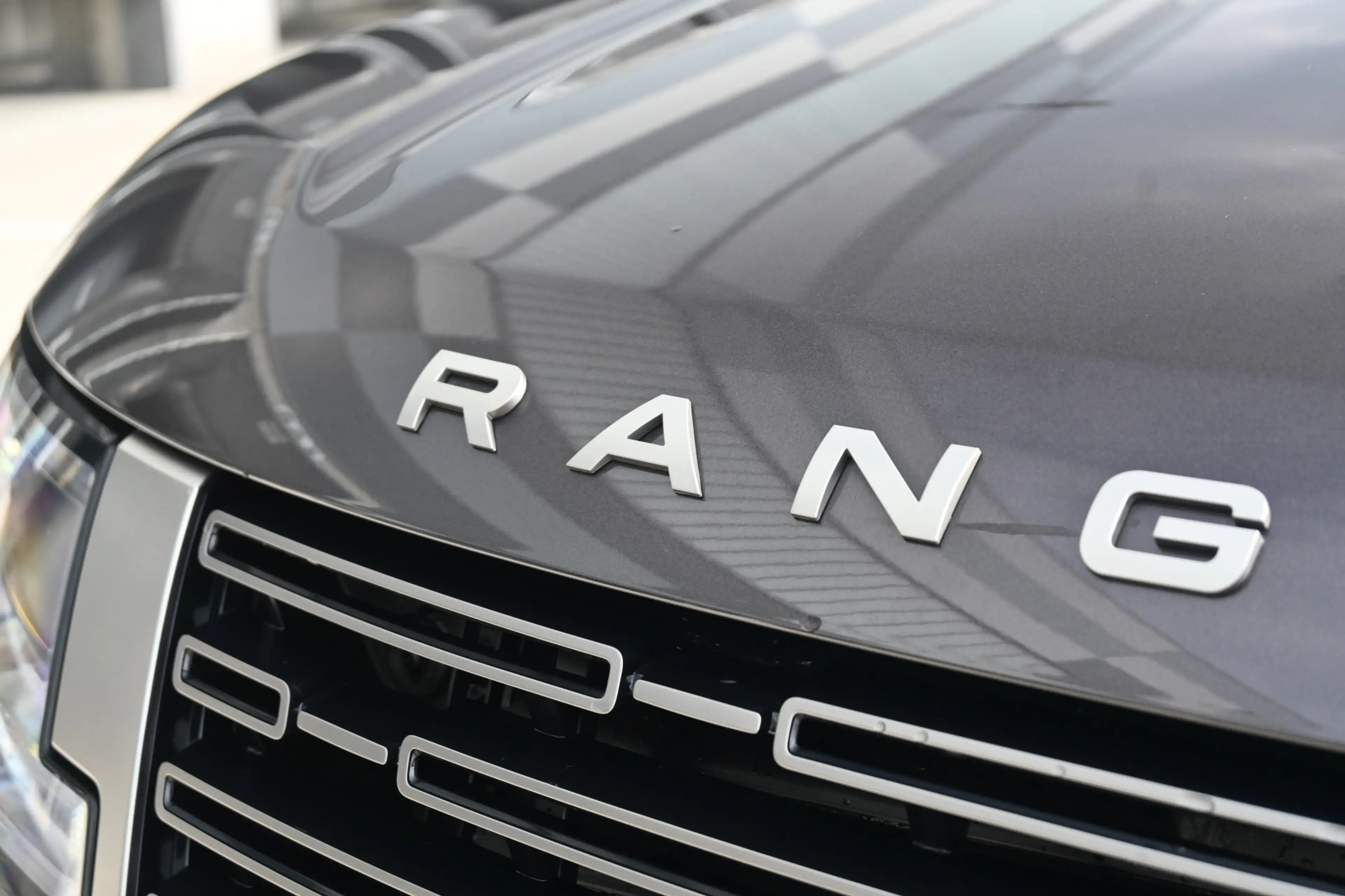 Land Rover Range Rover 3.0 P460e Westminster Edition PHEV — photo 14
