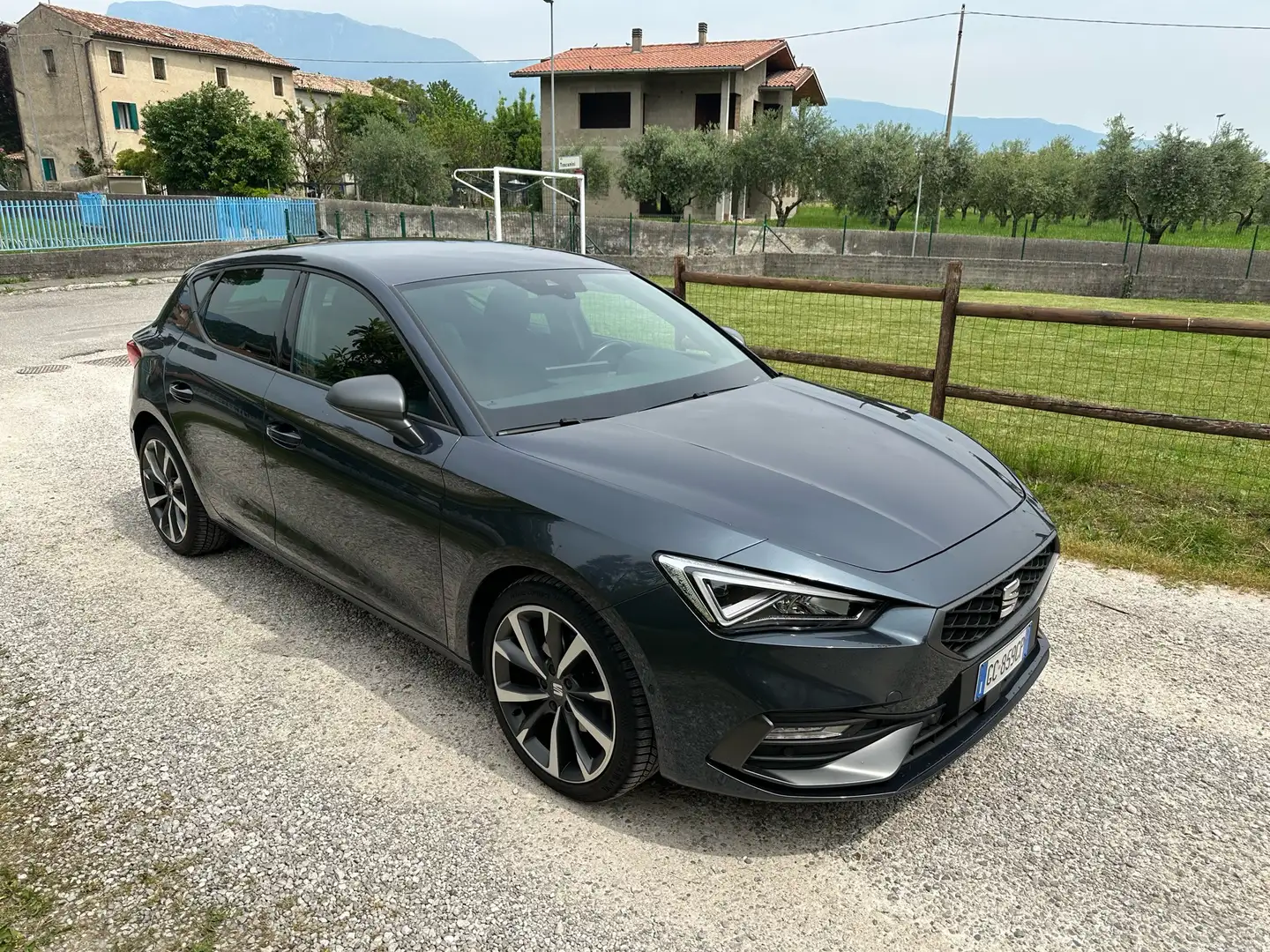 SEAT Leon 2.0 tdi FR 150cv dsg - 2
