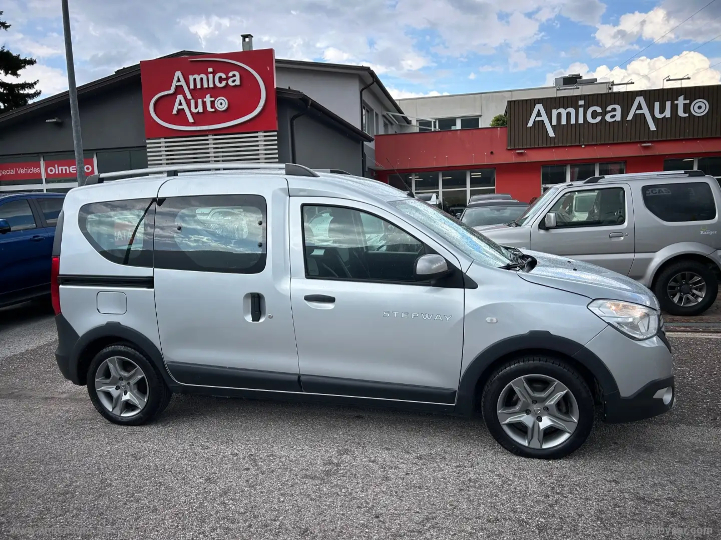 Dacia Dokker Stepway 1.5 Blue dCi 8V 95 CV Argento - 1