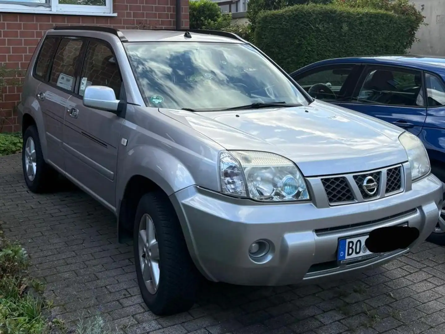 Nissan X-Trail X-Trail 2.0 4x2 Comfort Silber - 1