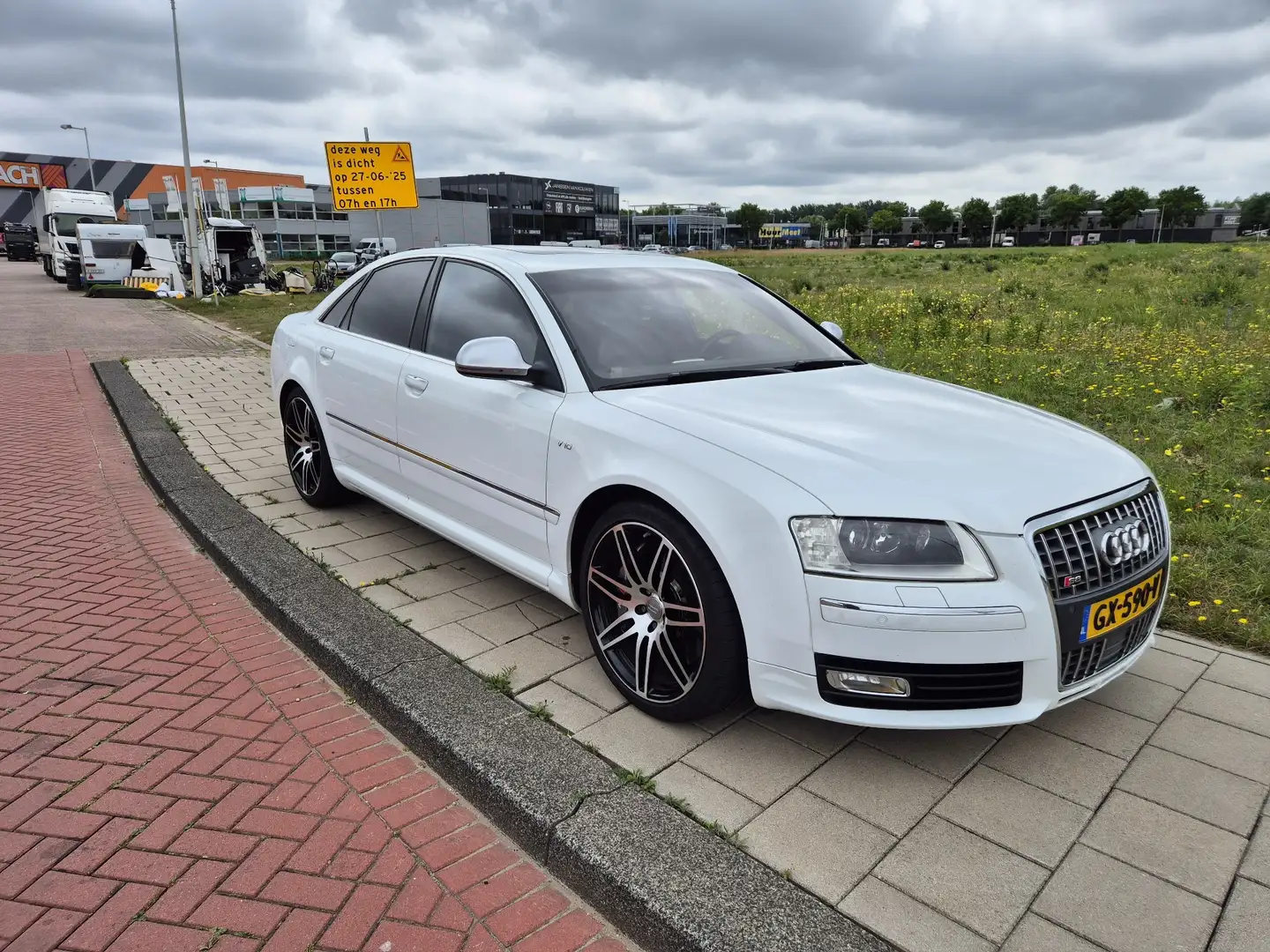Audi S8 5.2 v10  quattro 450 pk Wit - 1