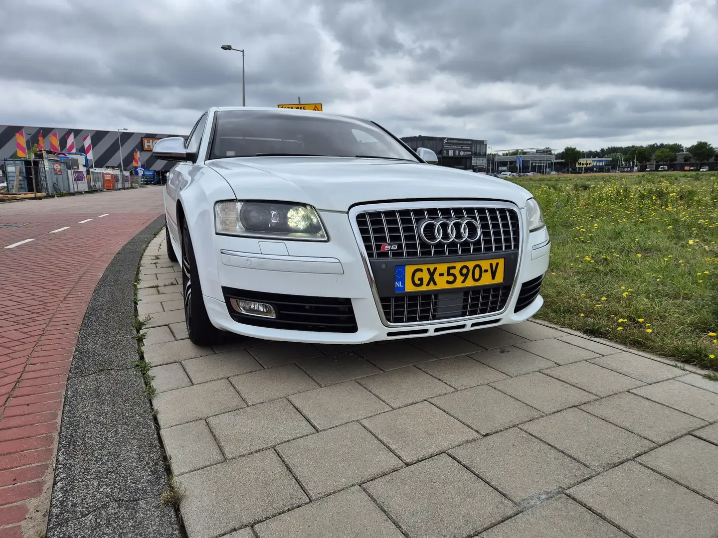 Audi S8 5.2 v10  quattro 450 pk Wit - 2