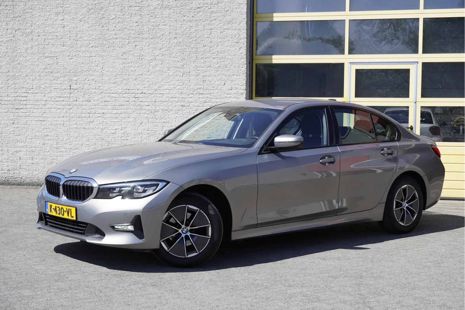 BMW 318 3-serie 318d Automaat! Corporate High Executive BJ Grey - 2