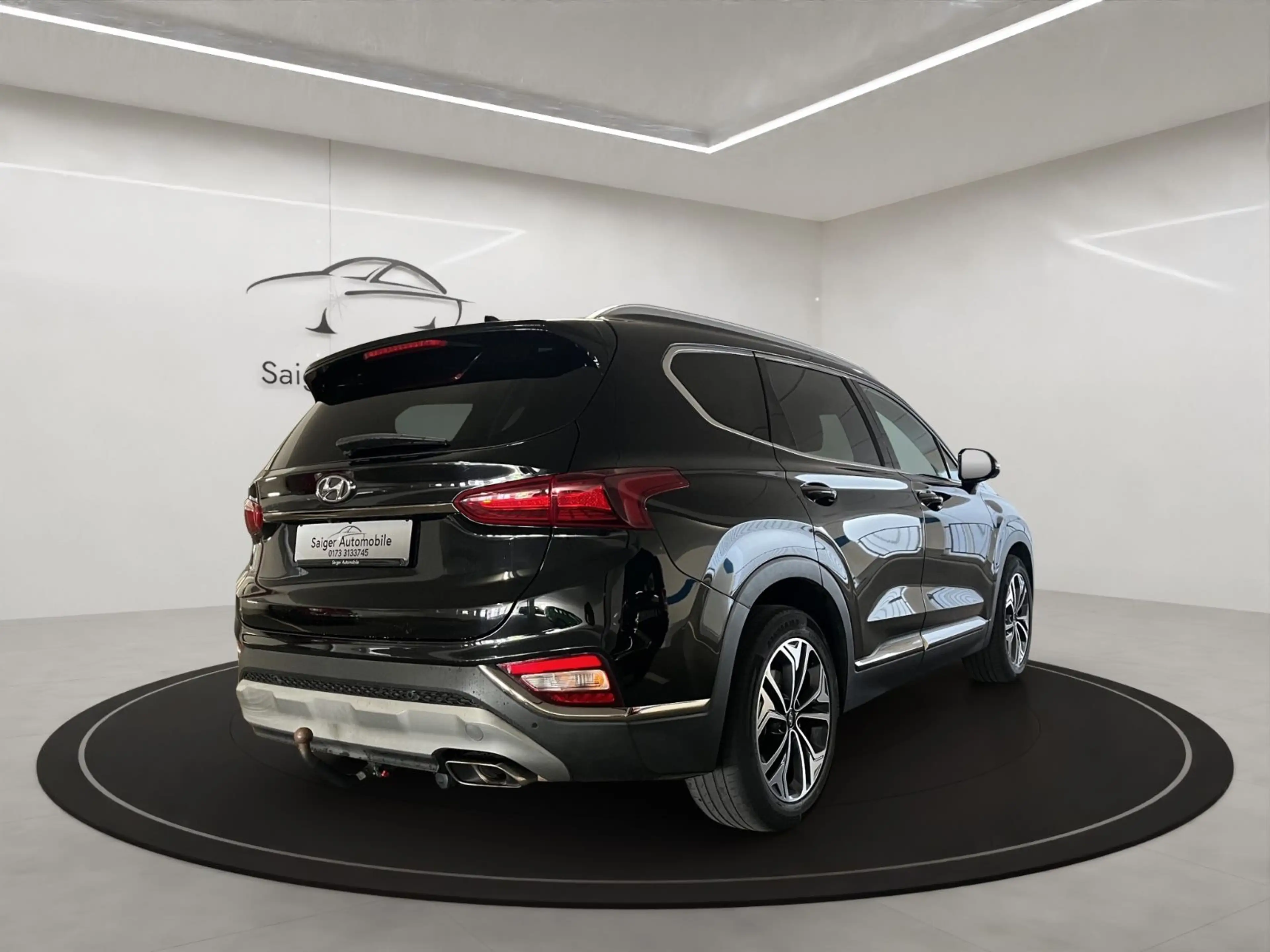 Hyundai SANTA FE Premium 4WD — photo 8