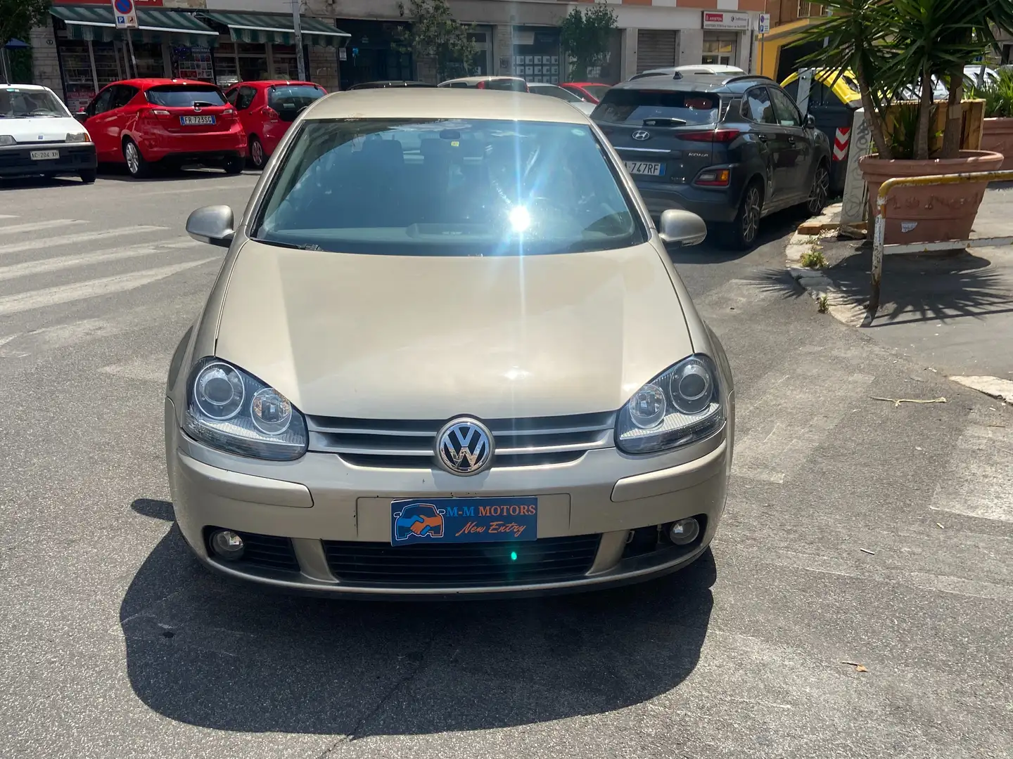 Volkswagen Golf Golf 5p 1.6 fsi Sportline Oro - 2