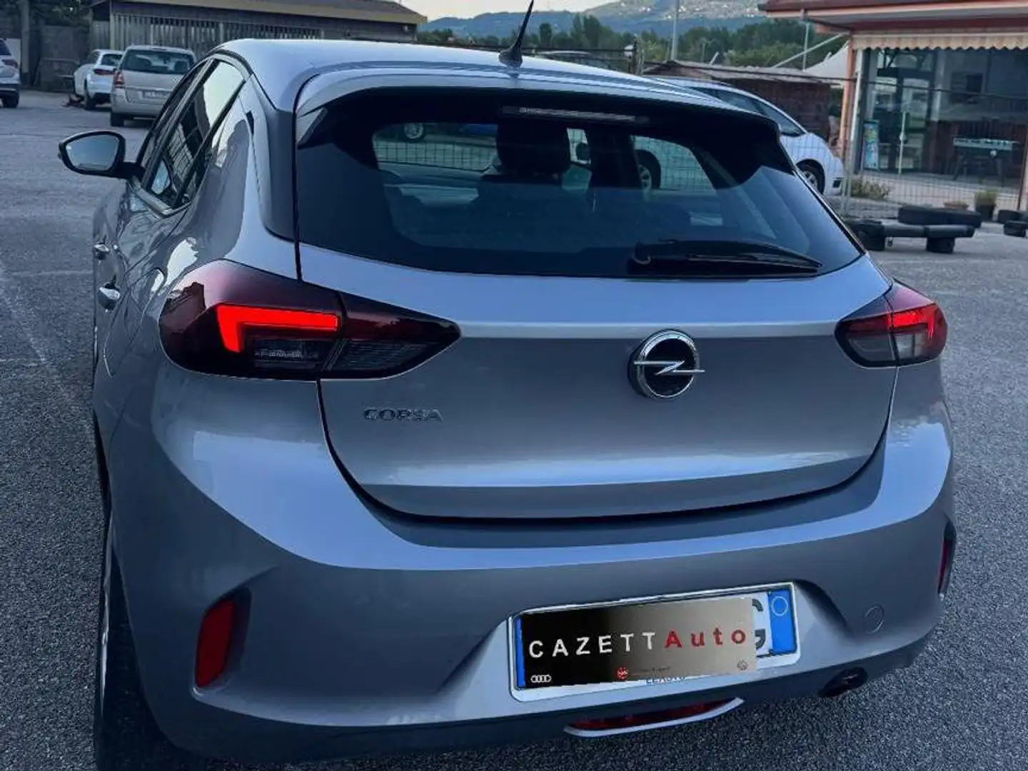 Opel Corsa Corsa VI 2020 1.2 Elegance s Gris - 2