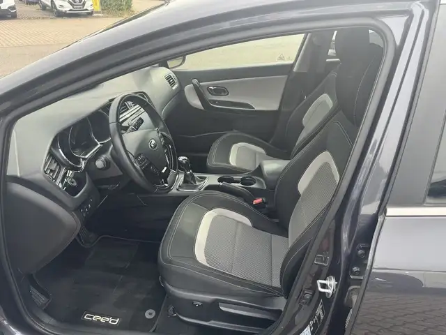 Kia Ceed view 7