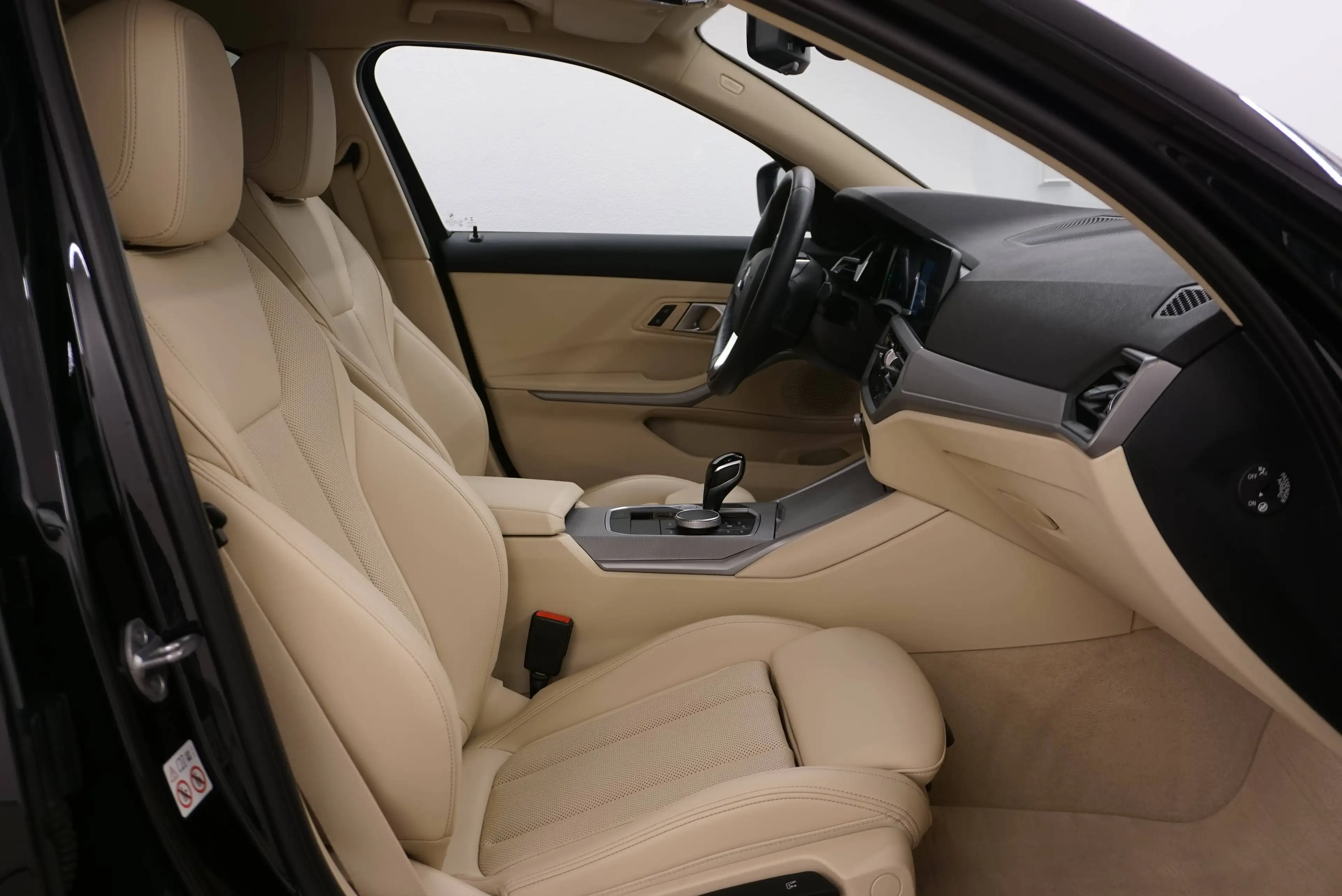BMW 318 d // Shadow-Line // M-Felgen // — photo 17