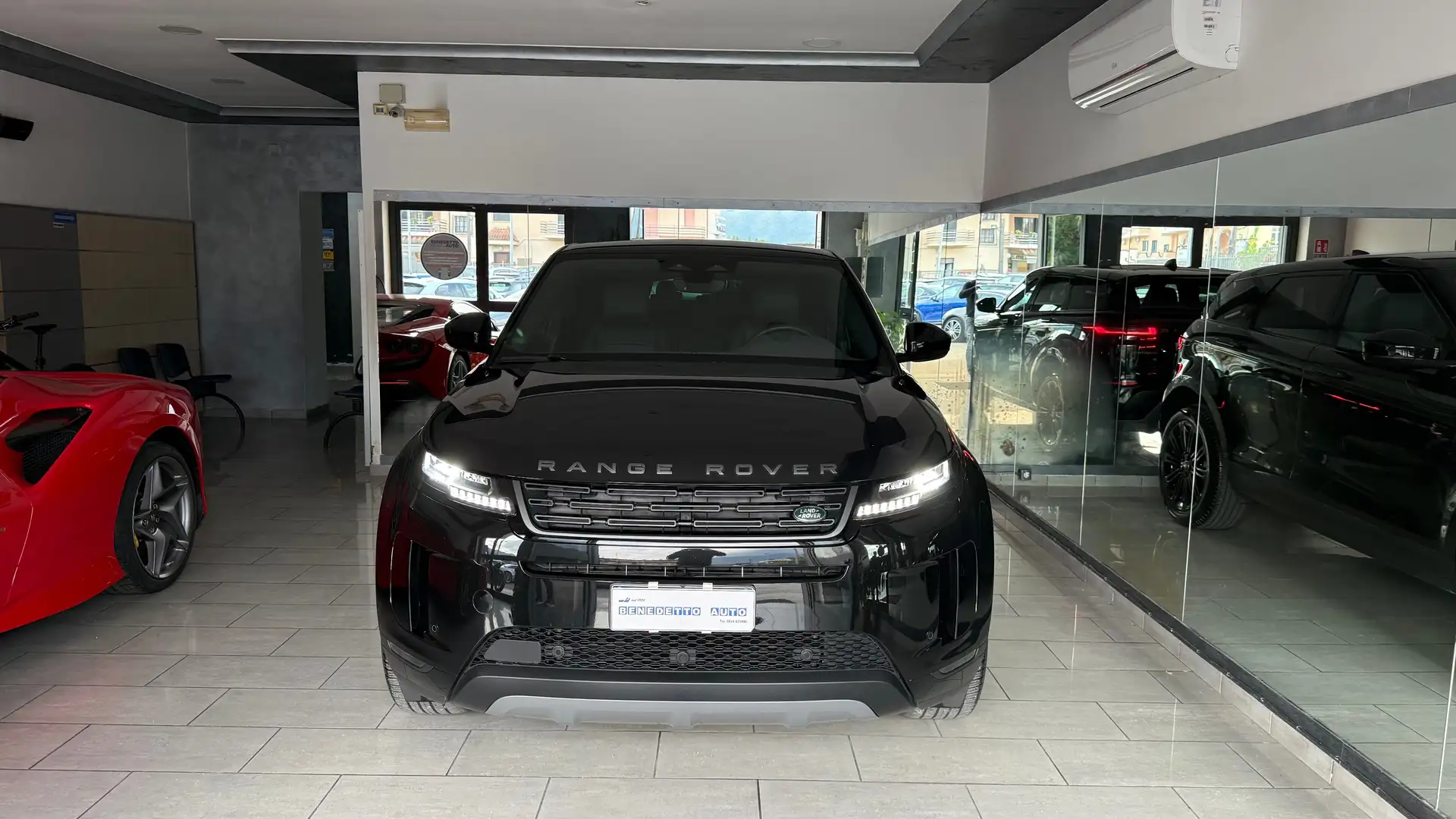 Land Rover Range Rover Evoque 2.0d i4 mhev Dark Edition awd 163cv auto Nero - 1