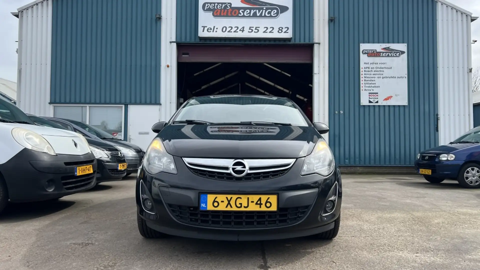 Opel Corsa 1.2 EcoF. BlitZ LPG Zwart - 1