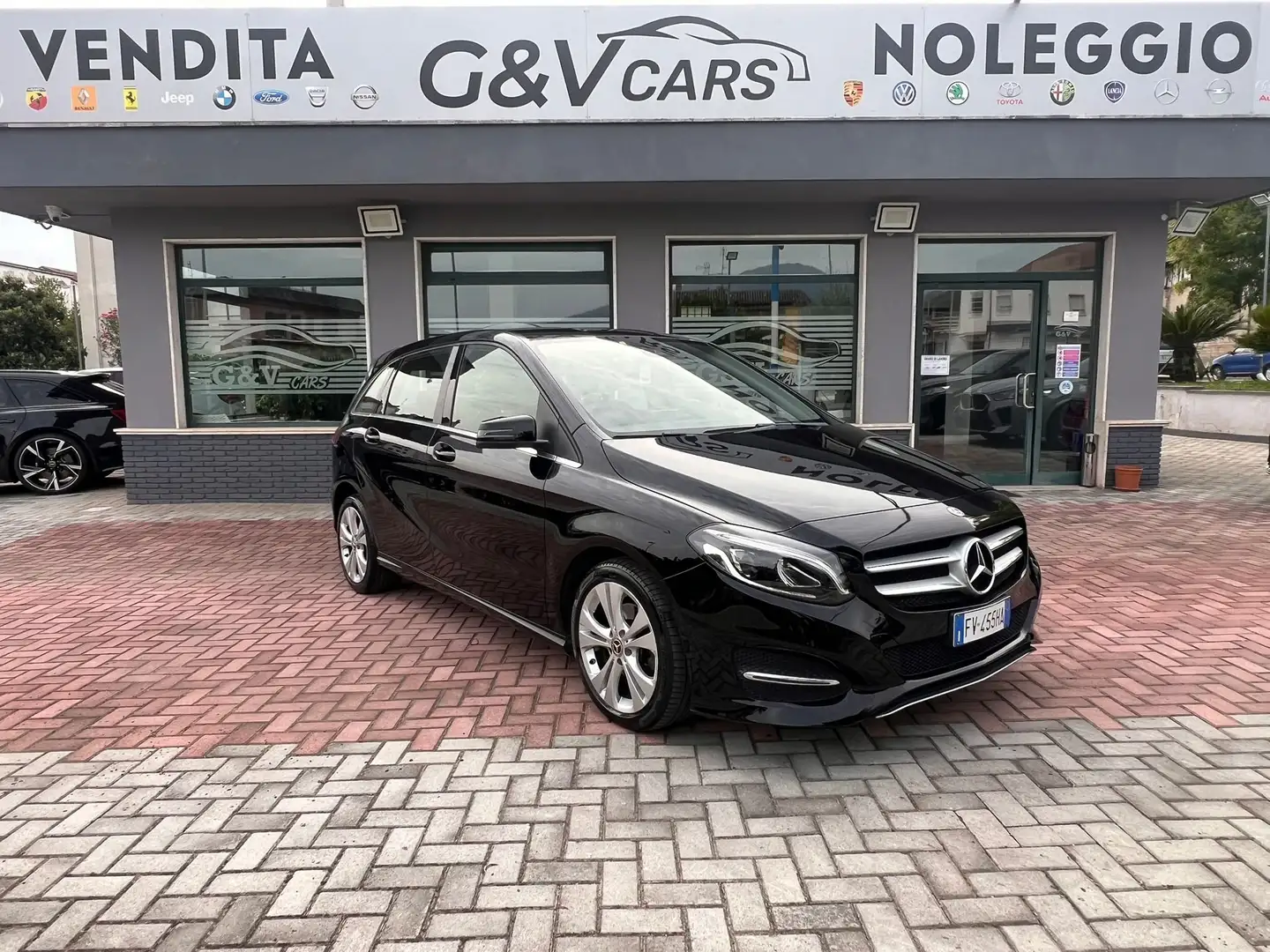 Mercedes-Benz B 200 d 136 CV AUTOMATICA KAMERA NAVI XENO Nero - 1