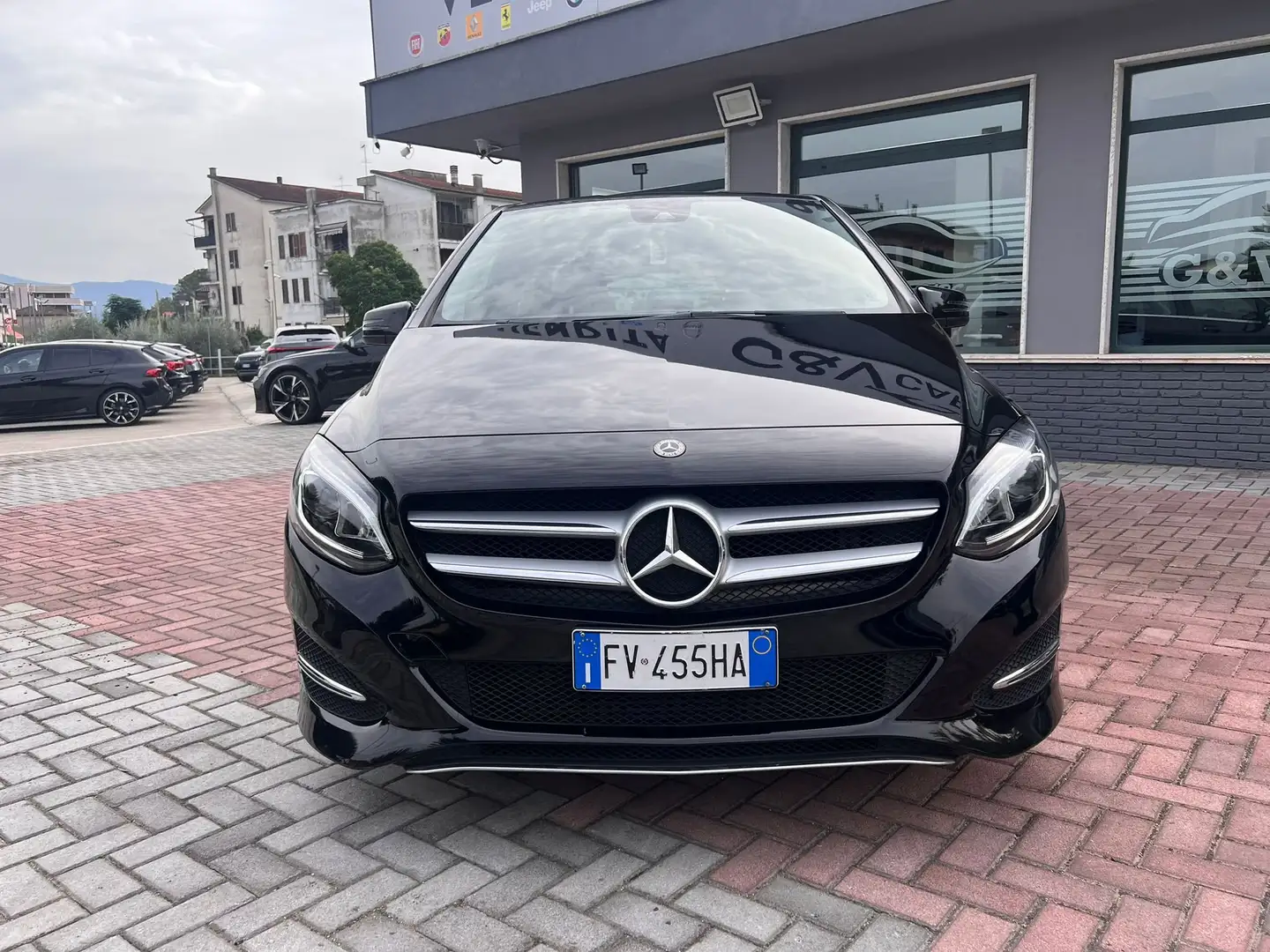 Mercedes-Benz B 200 d 136 CV AUTOMATICA KAMERA NAVI XENO Nero - 2