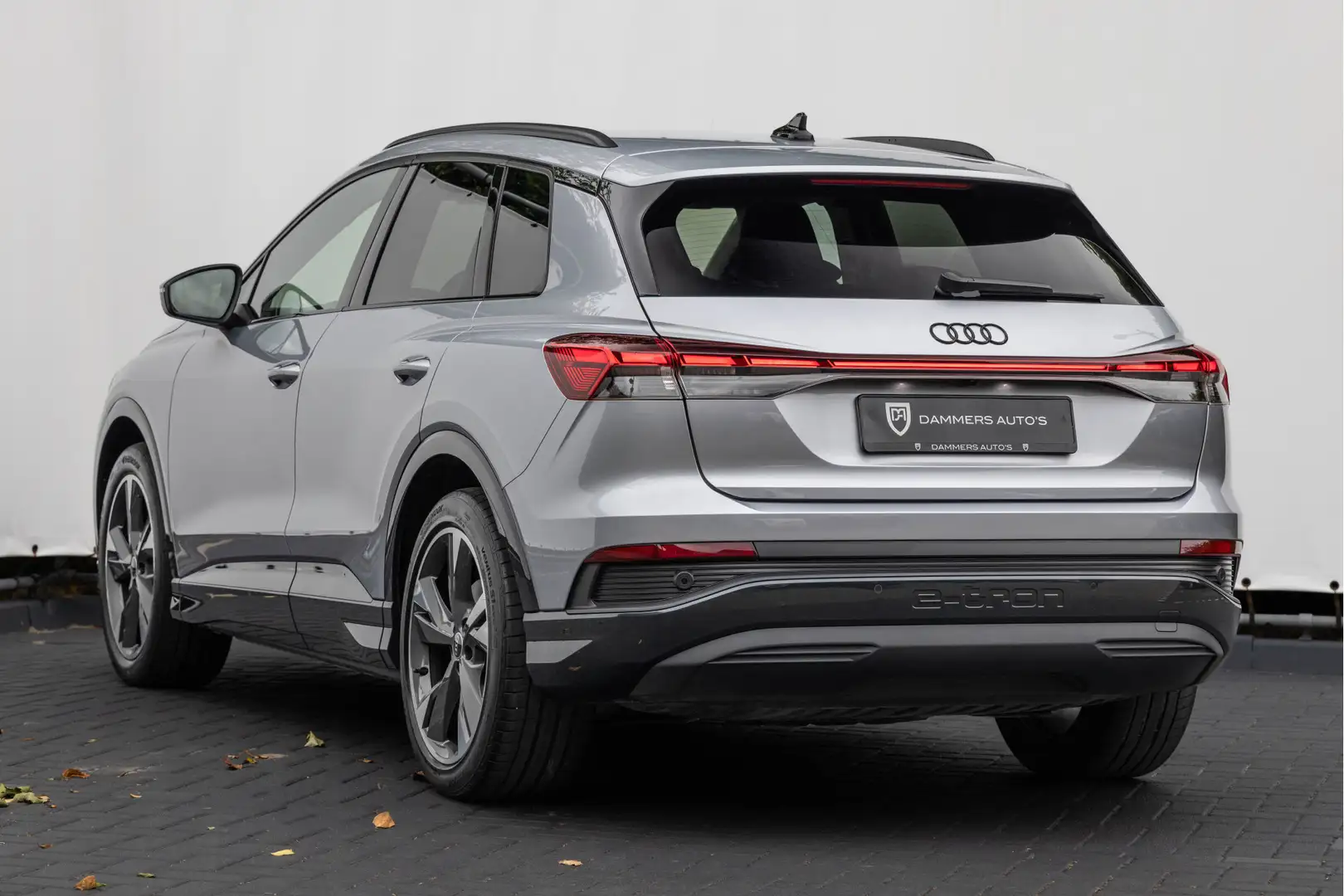 Audi Q4 e-tron 40 Launch edition Advanced Plus 77 KW Sonos Warmte Grijs - 2